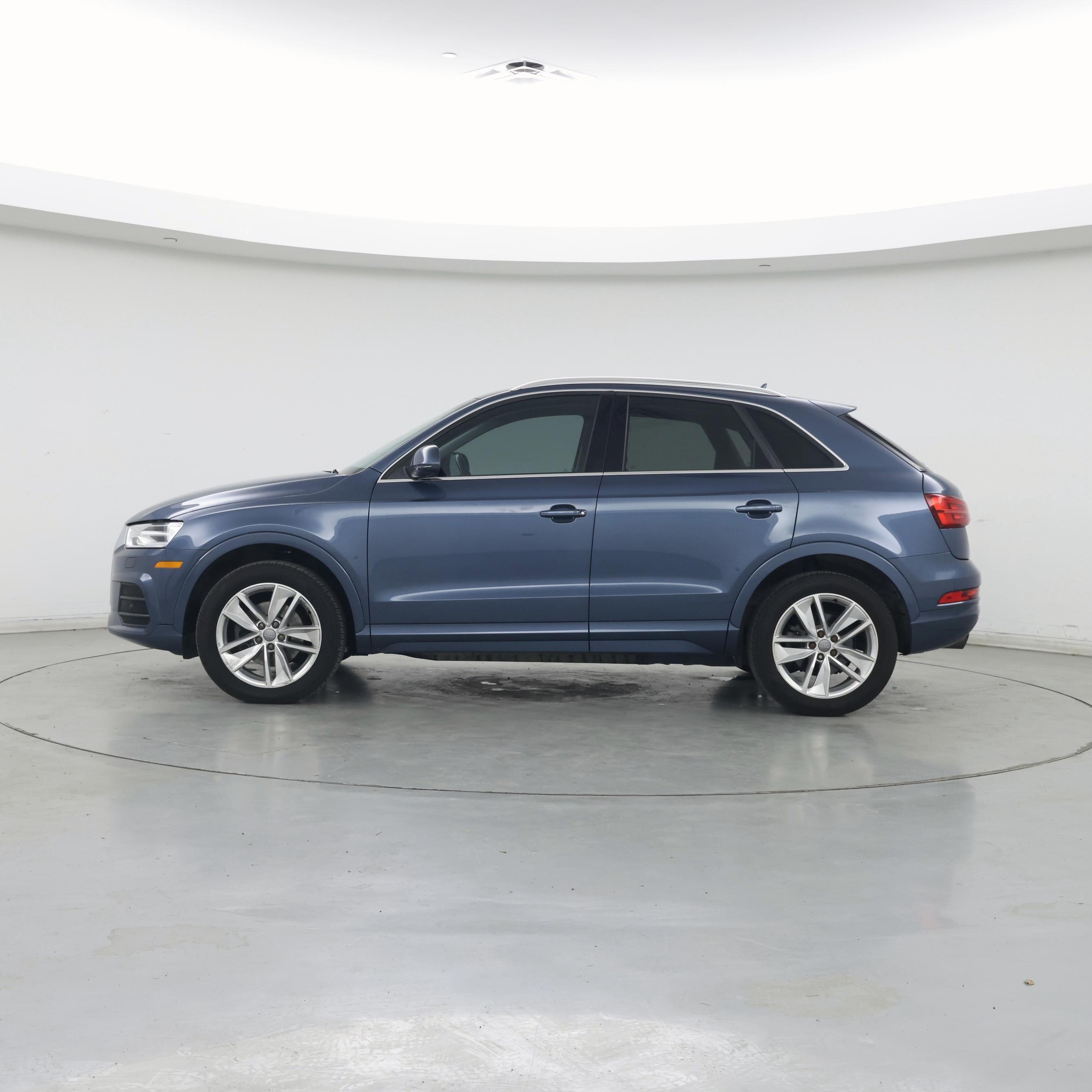 Thumbnail: 2016 Audi Q3 - 3