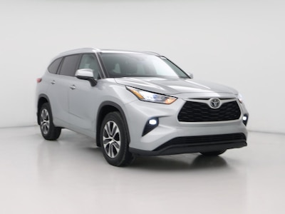2020 Toyota Highlander XLE -
                Louisville, KY