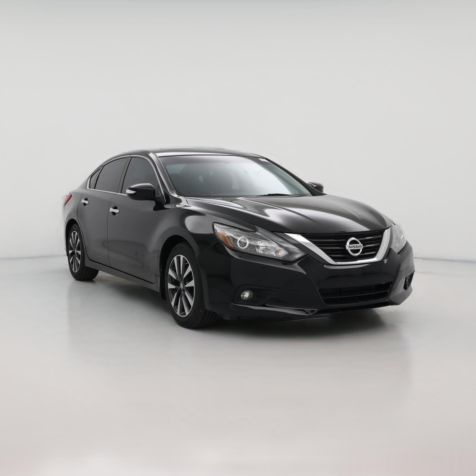 Thumbnail: 2016 Nissan Altima - 1