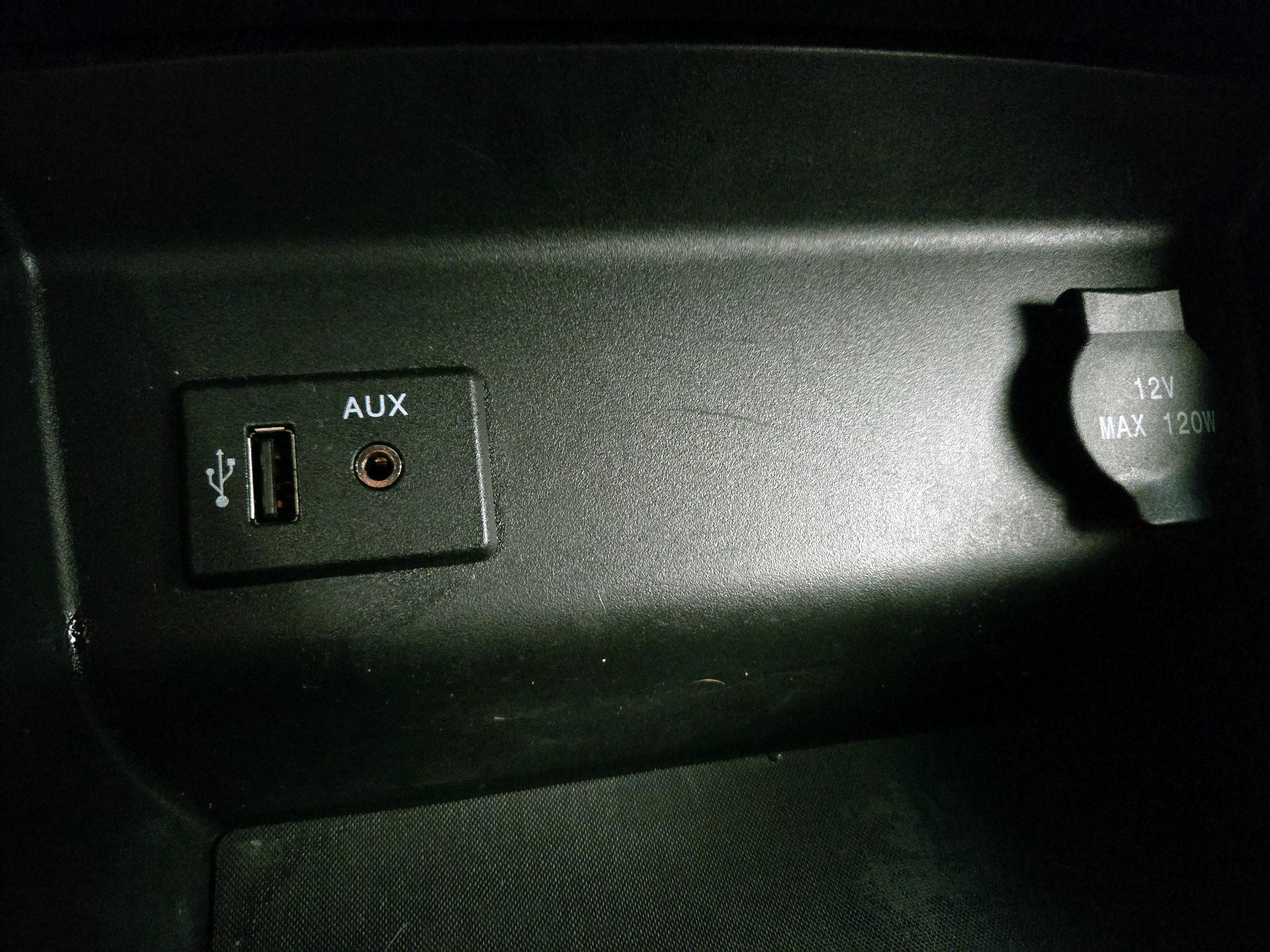 Thumbnail: 2016 Nissan Altima - 19