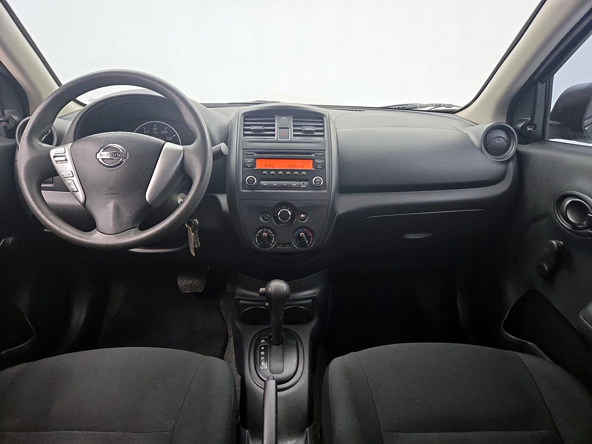 Thumbnail: 2015 Nissan Versa - 9