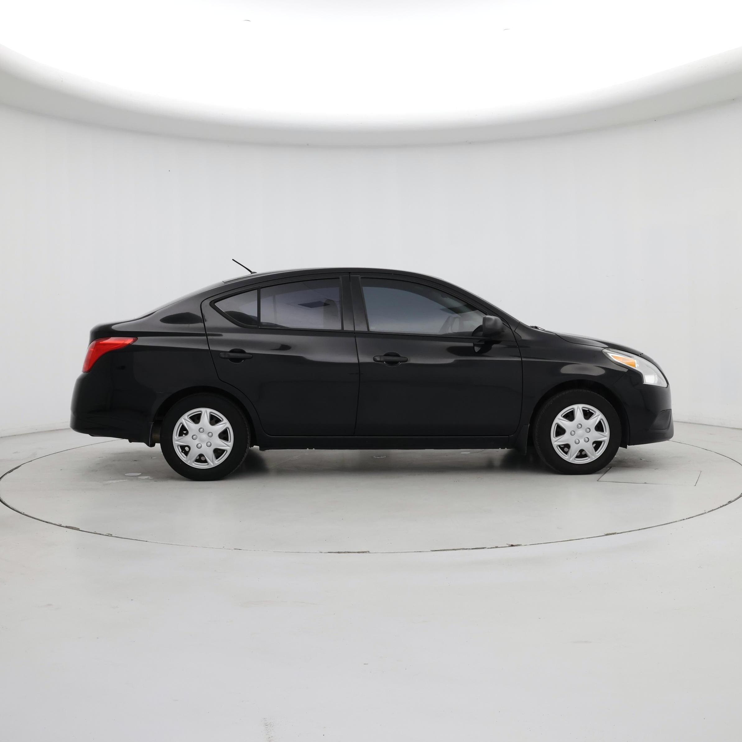 Thumbnail: 2015 Nissan Versa - 7