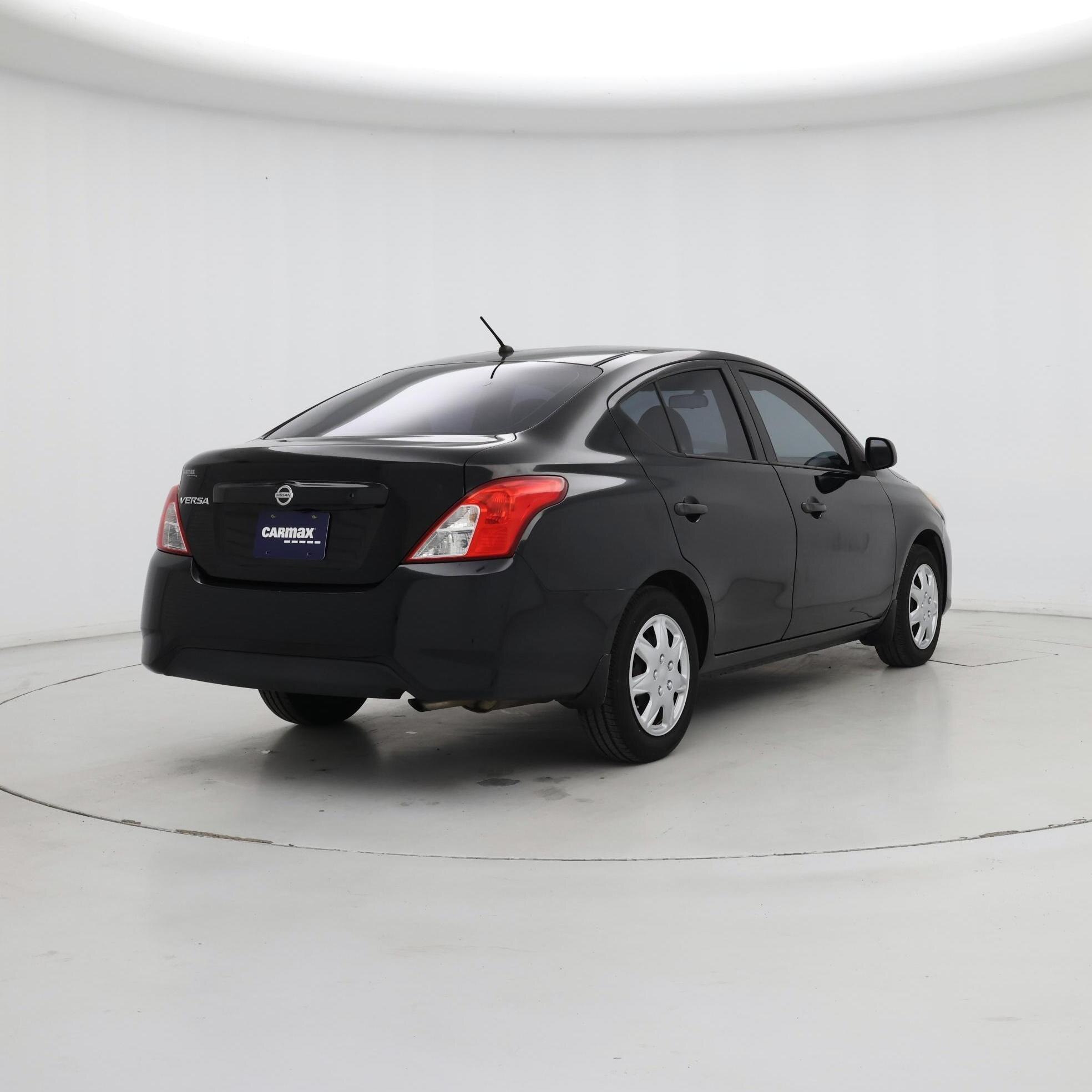 Thumbnail: 2015 Nissan Versa - 8