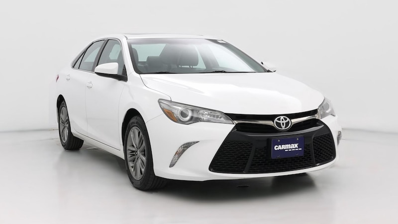2016 Toyota Camry SE Hero Image