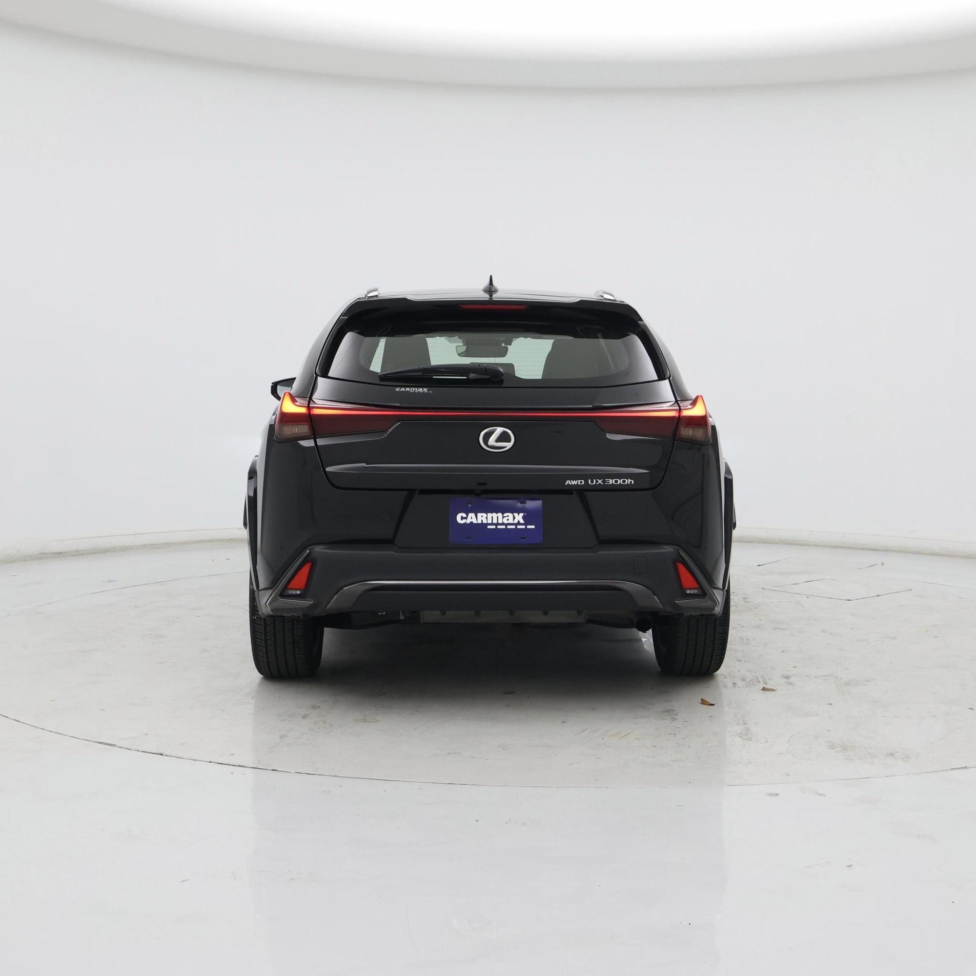 Thumbnail: 2025 Lexus UX - 6