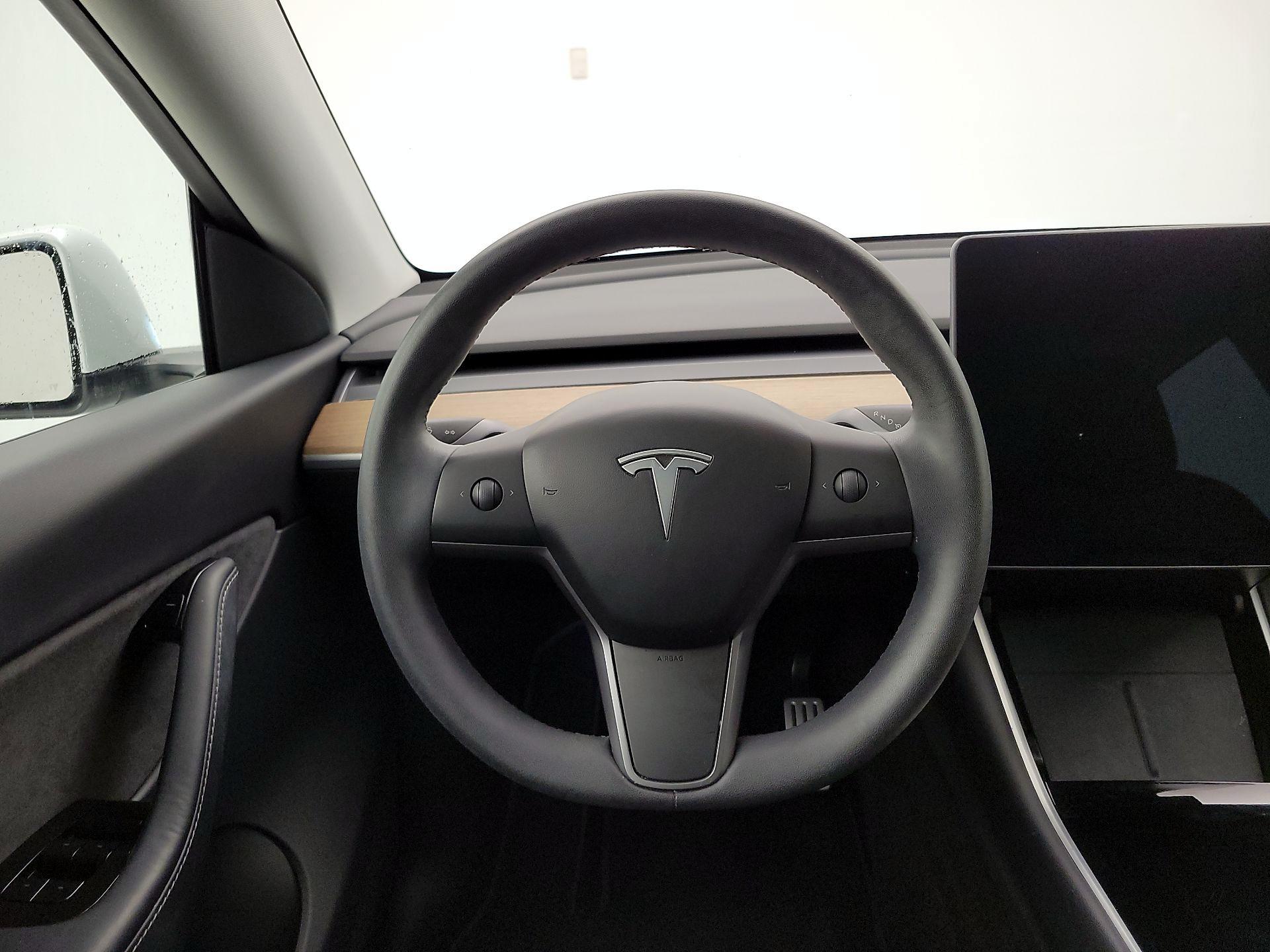 Thumbnail: 2020 Tesla Model Y - 10