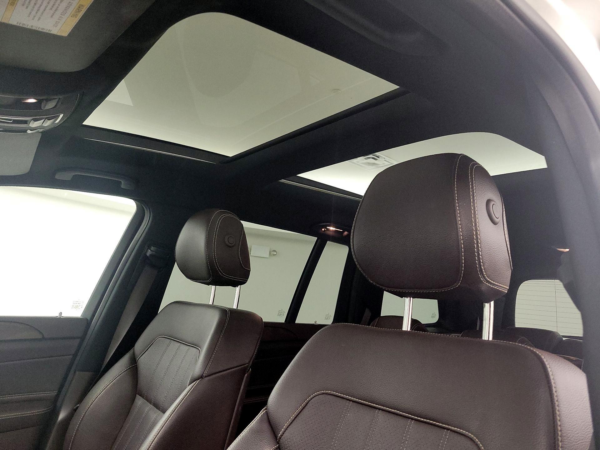 Thumbnail: 2019 Mercedes-Benz GLS - 20