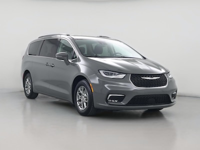 2021 Chrysler Pacifica Touring -
                Cincinnati, OH