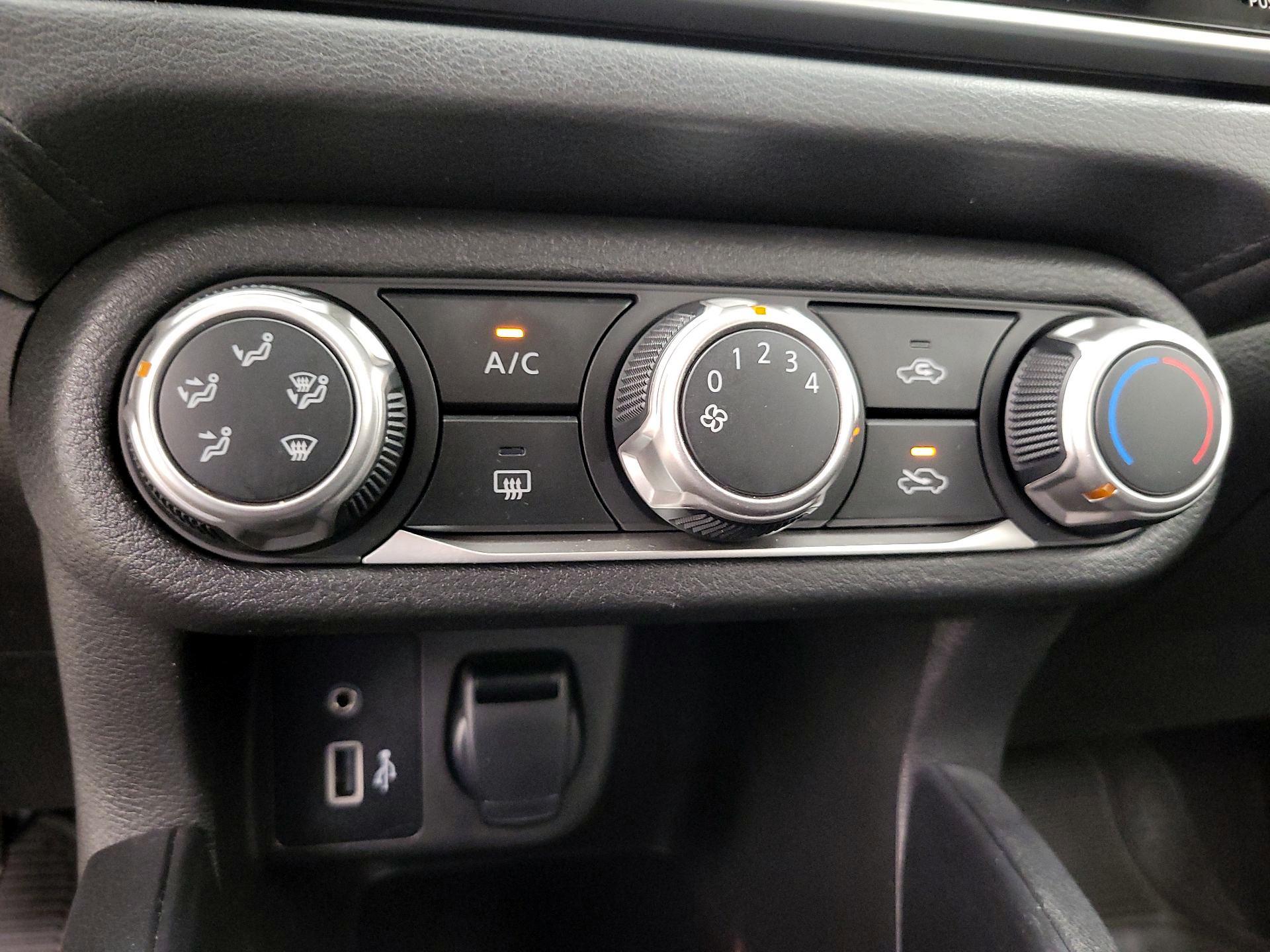 Thumbnail: 2021 Nissan Versa - 16