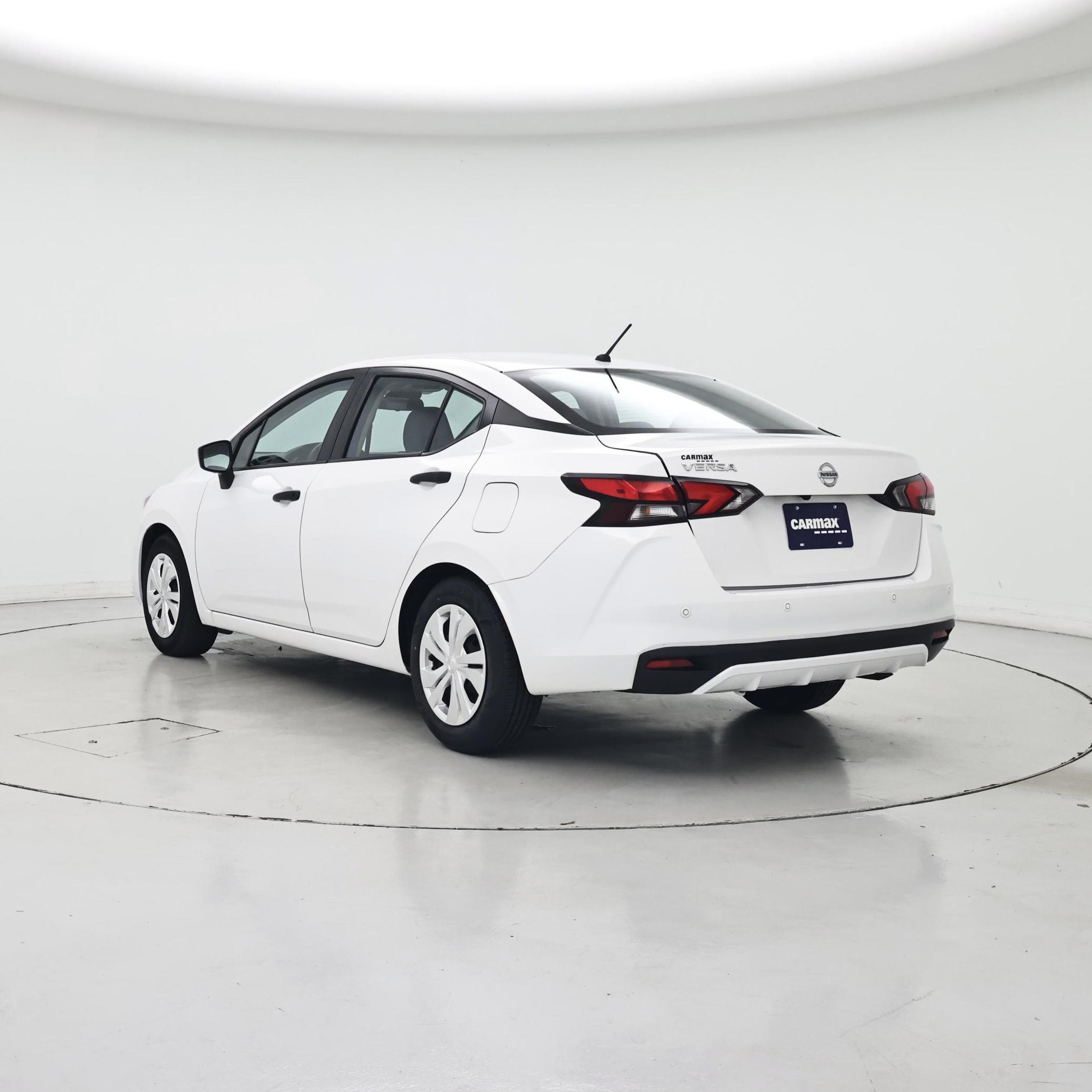 Thumbnail: 2021 Nissan Versa - 2