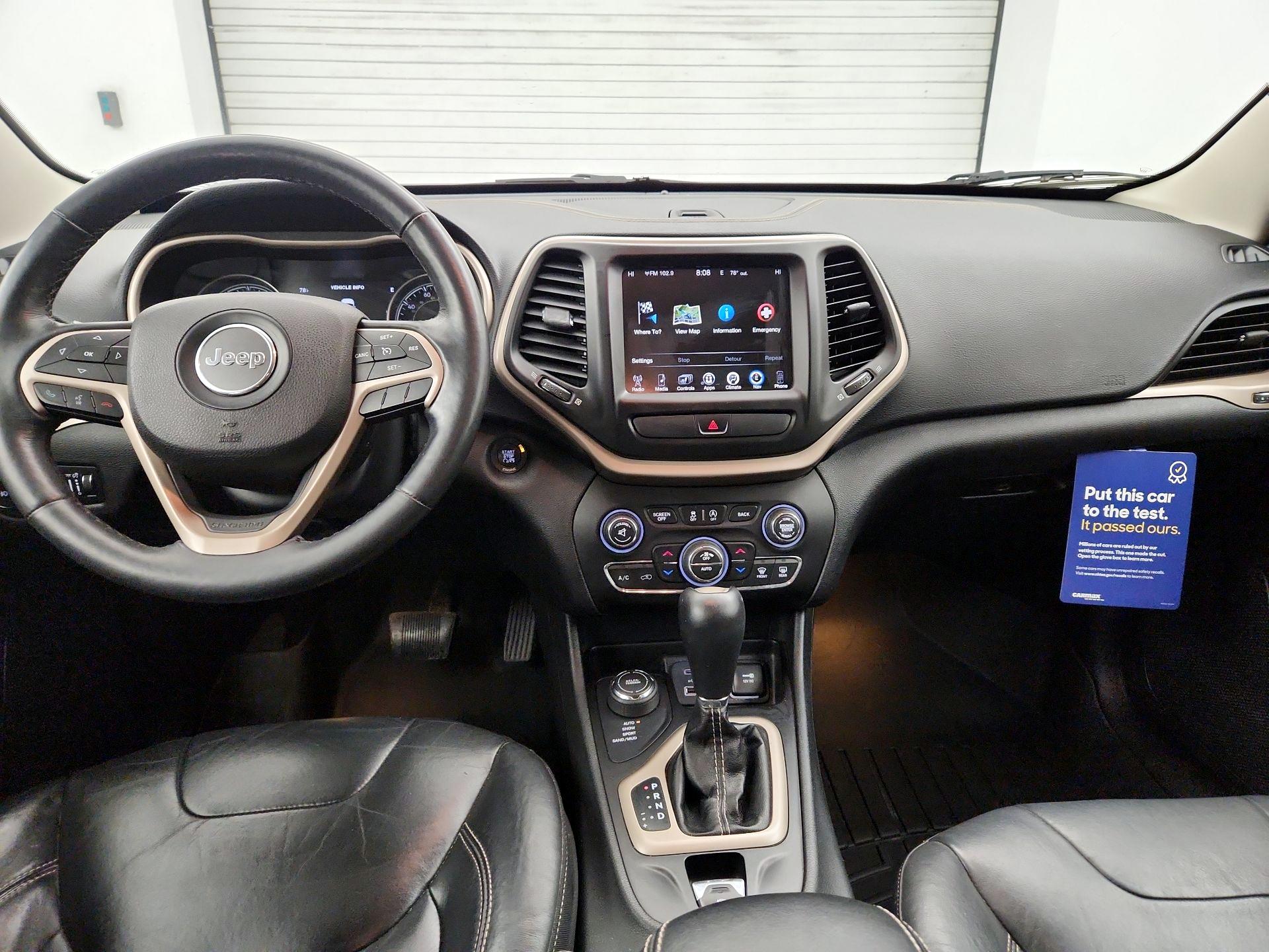 Thumbnail: 2015 Jeep Cherokee - 9