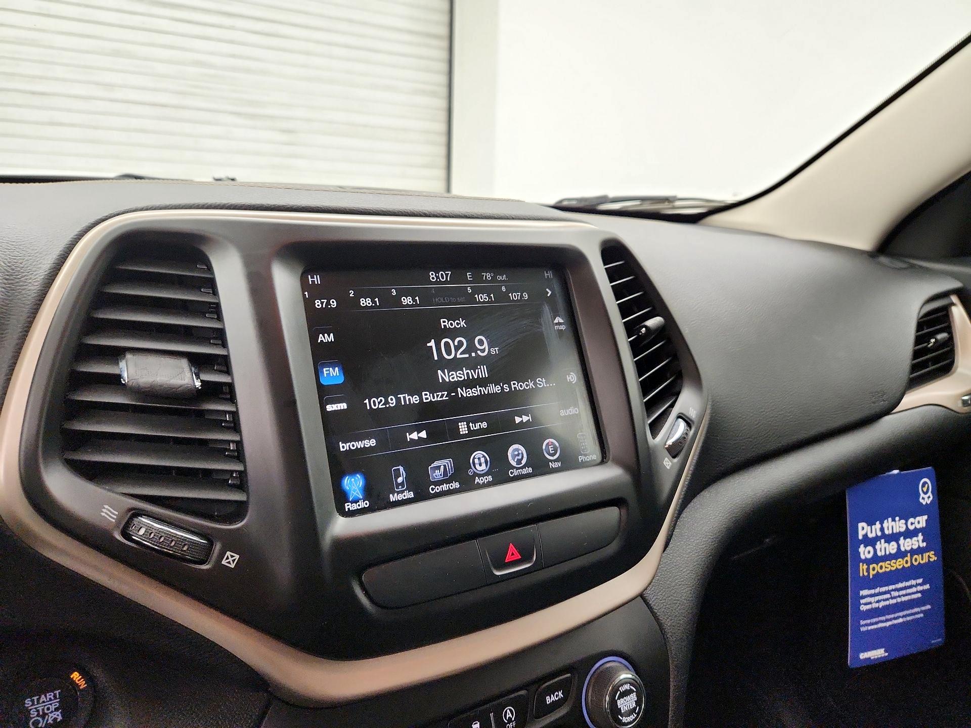 Thumbnail: 2015 Jeep Cherokee - 16