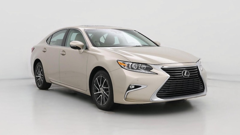 2016 Lexus ES 350 Hero Image