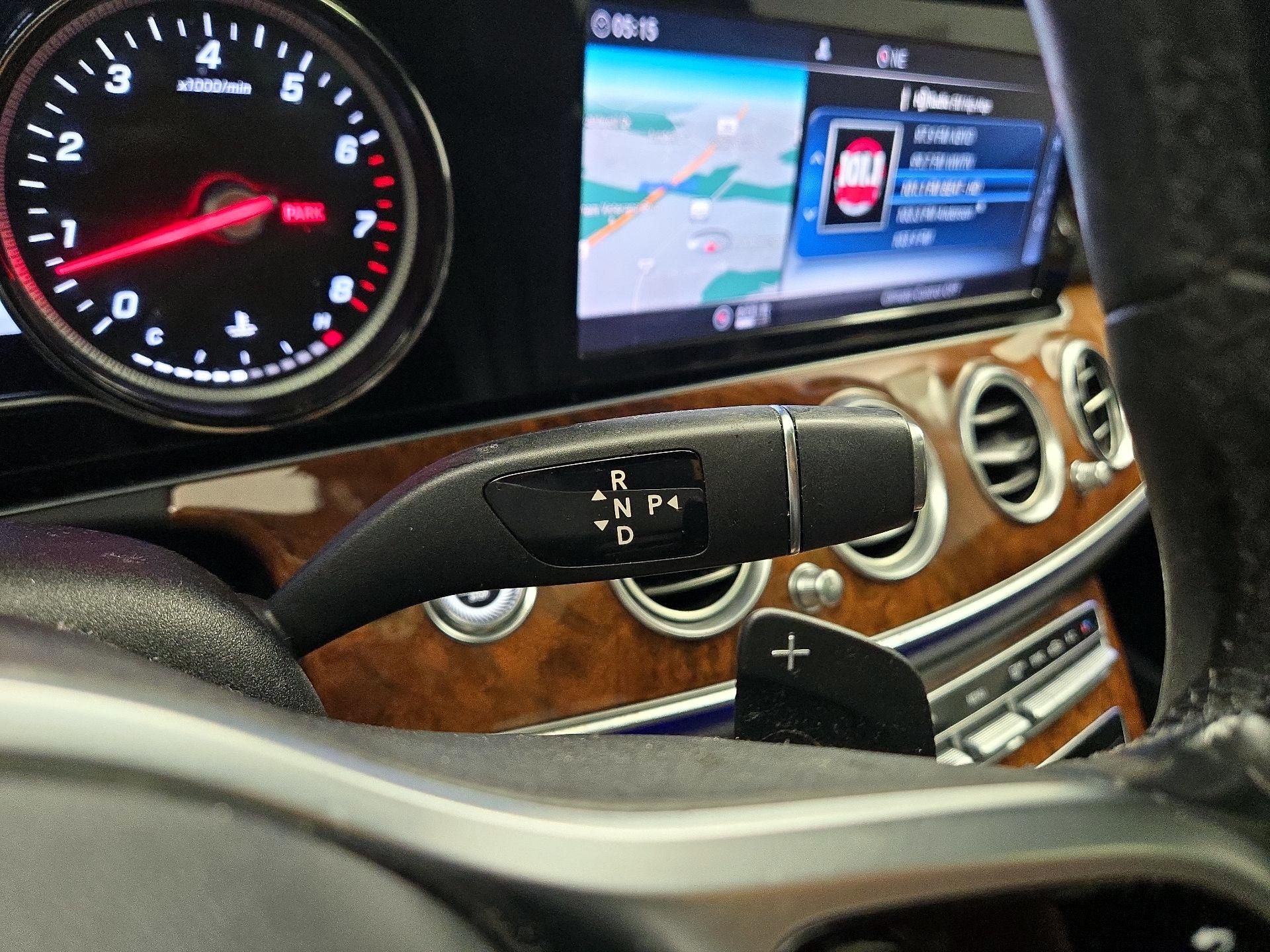 Thumbnail: 2019 Mercedes-Benz E-Class - 17