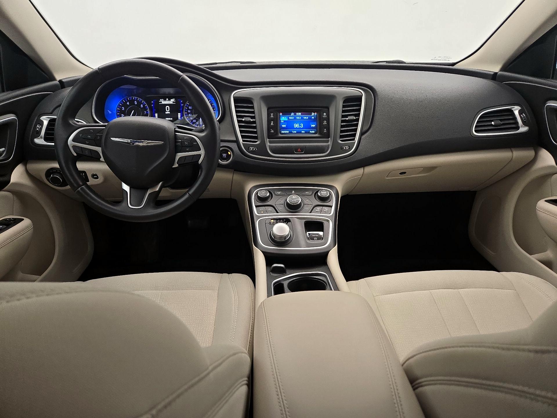 Thumbnail: 2015 Chrysler 200 - 9
