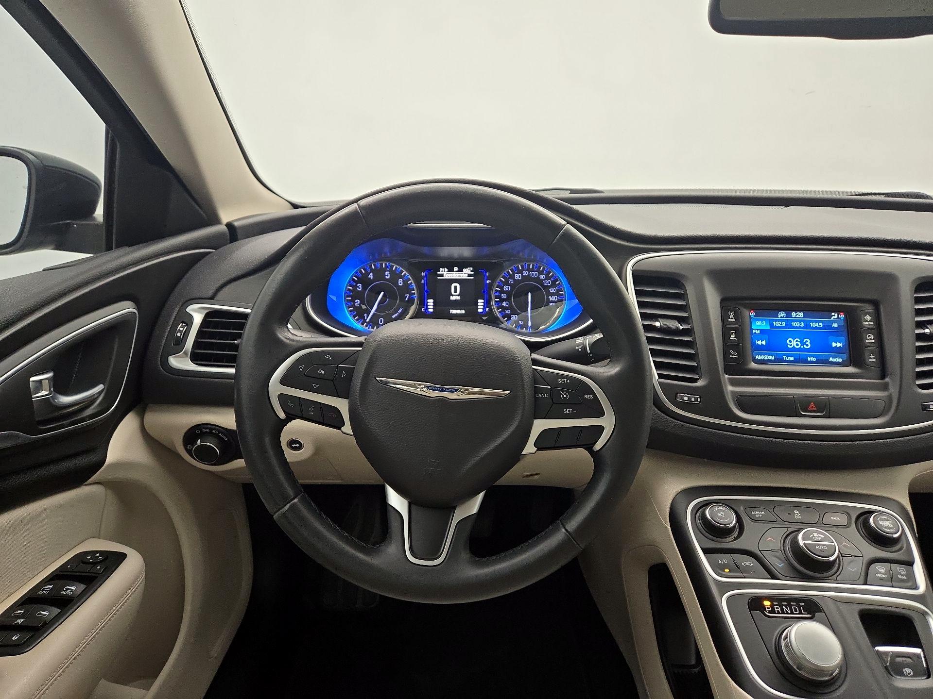 Thumbnail: 2015 Chrysler 200 - 10