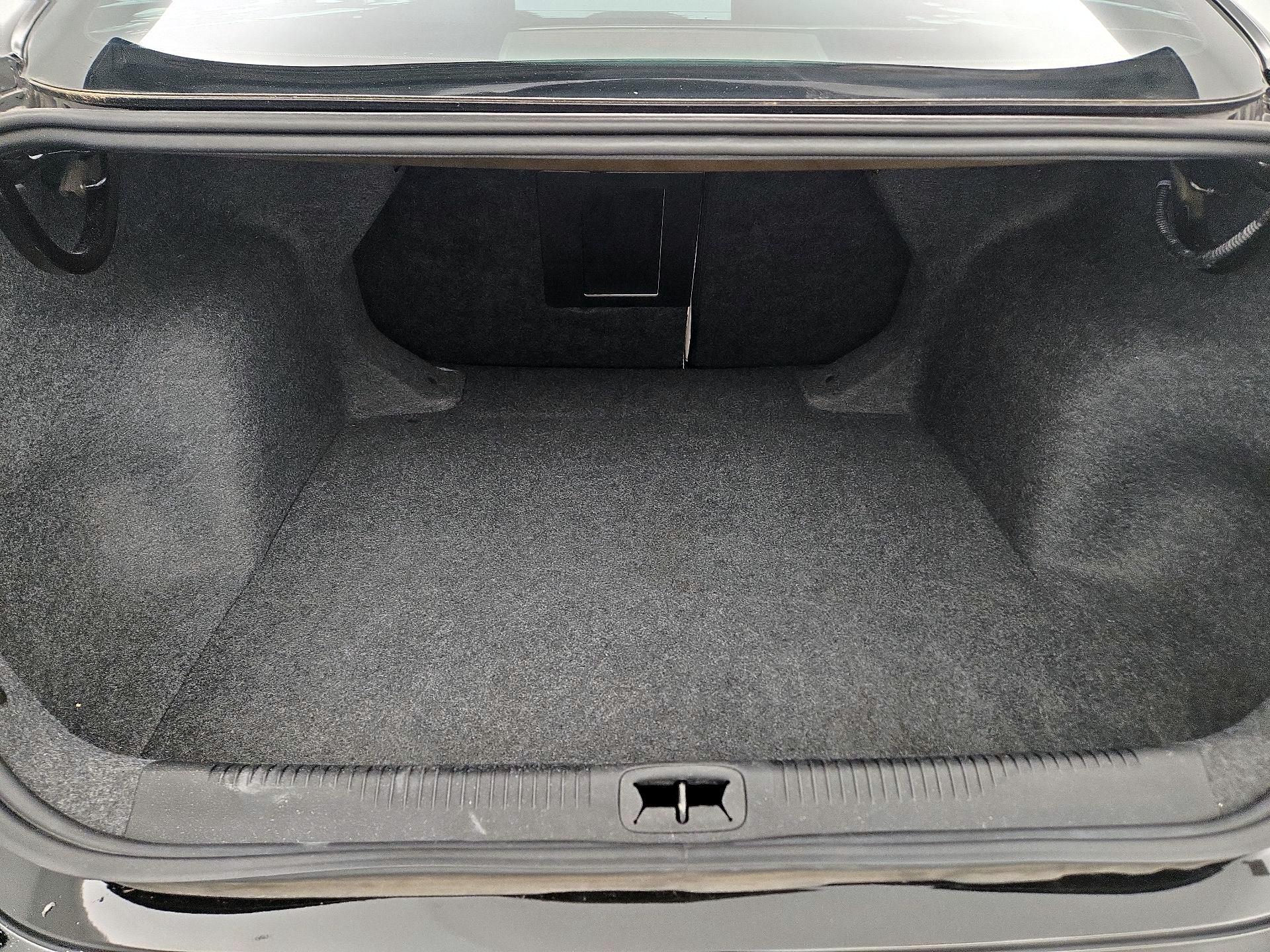 Thumbnail: 2015 Chrysler 200 - 20