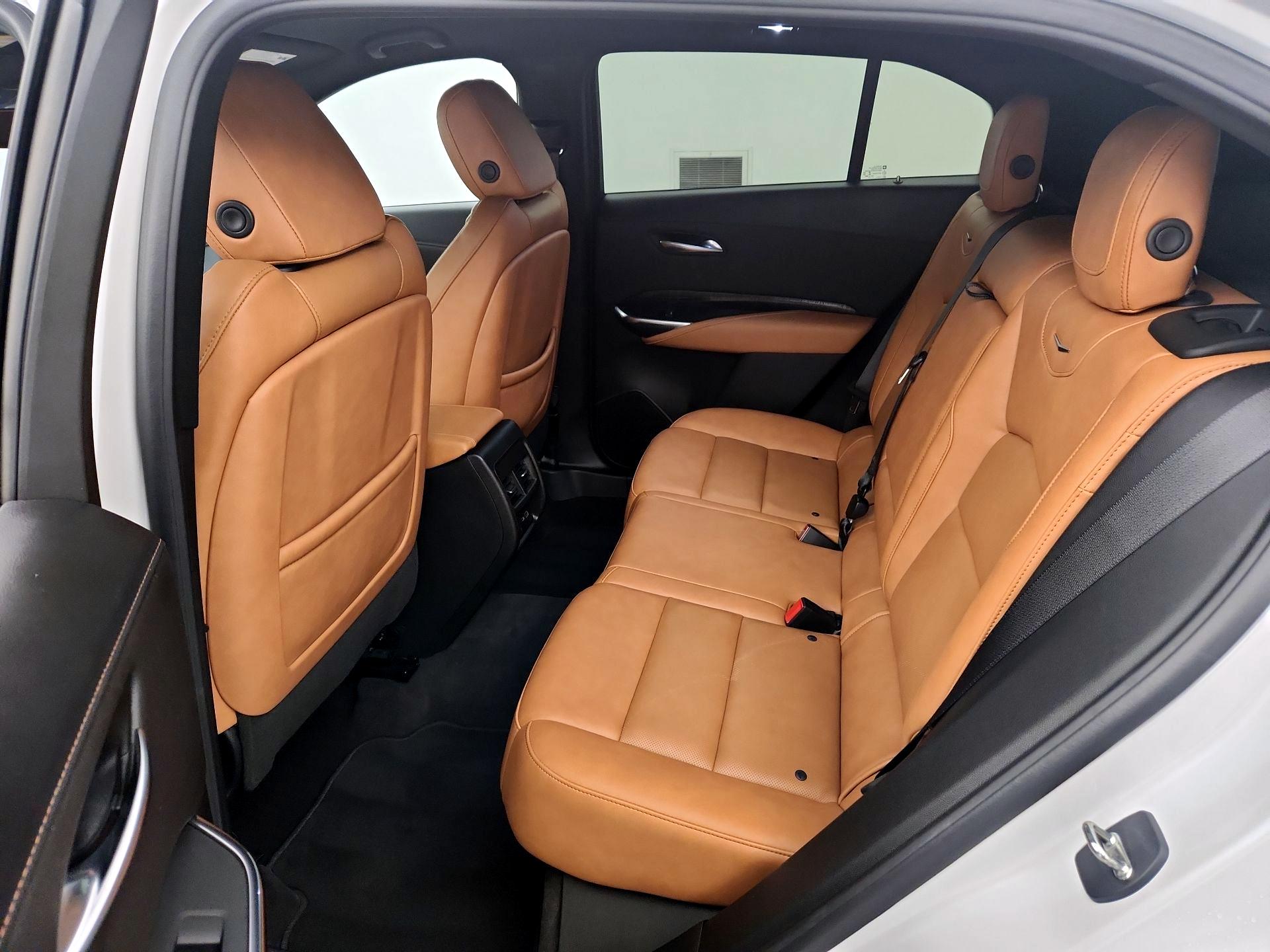 Thumbnail: 2022 Cadillac XT4 - 19