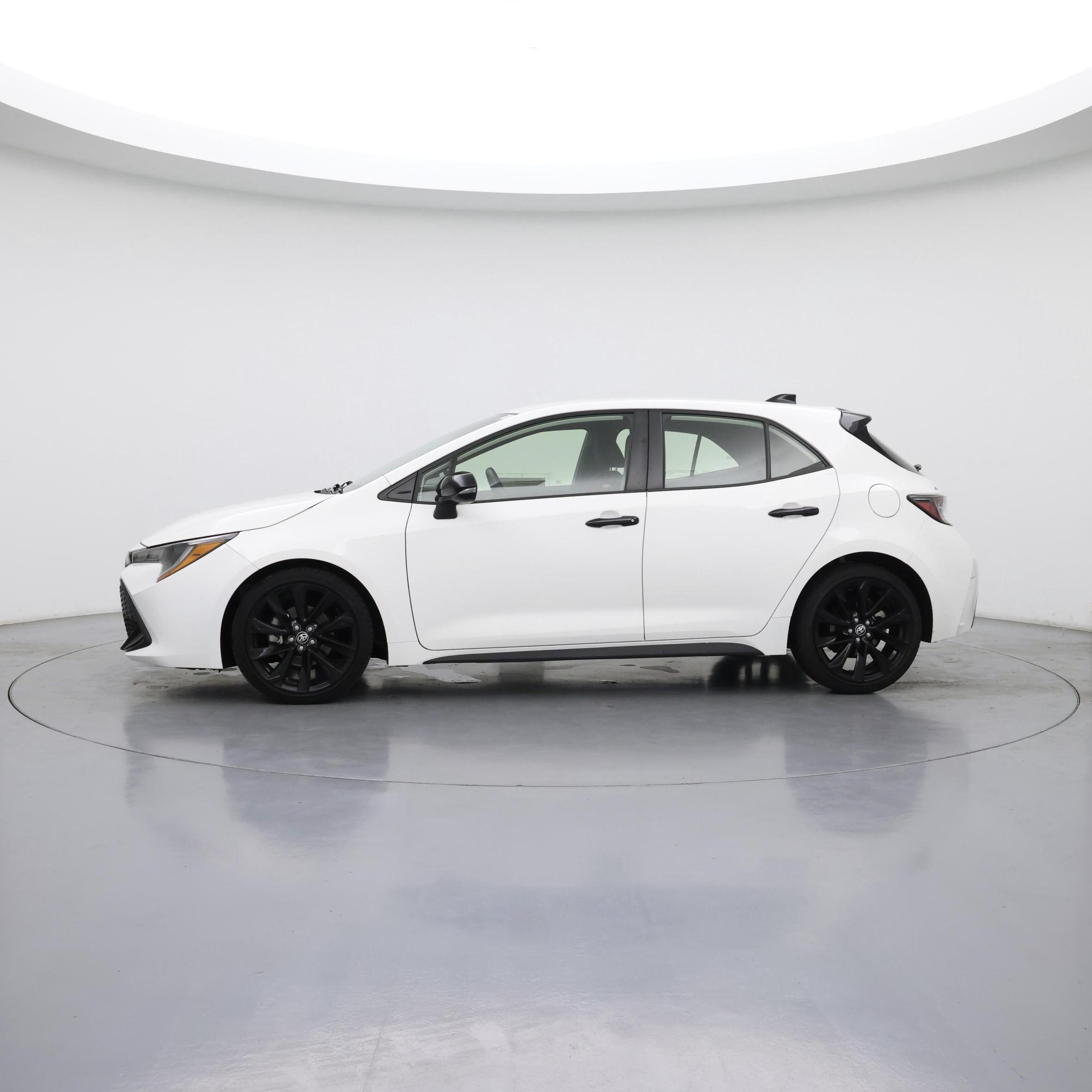 Thumbnail: 2021 Toyota Corolla - 3