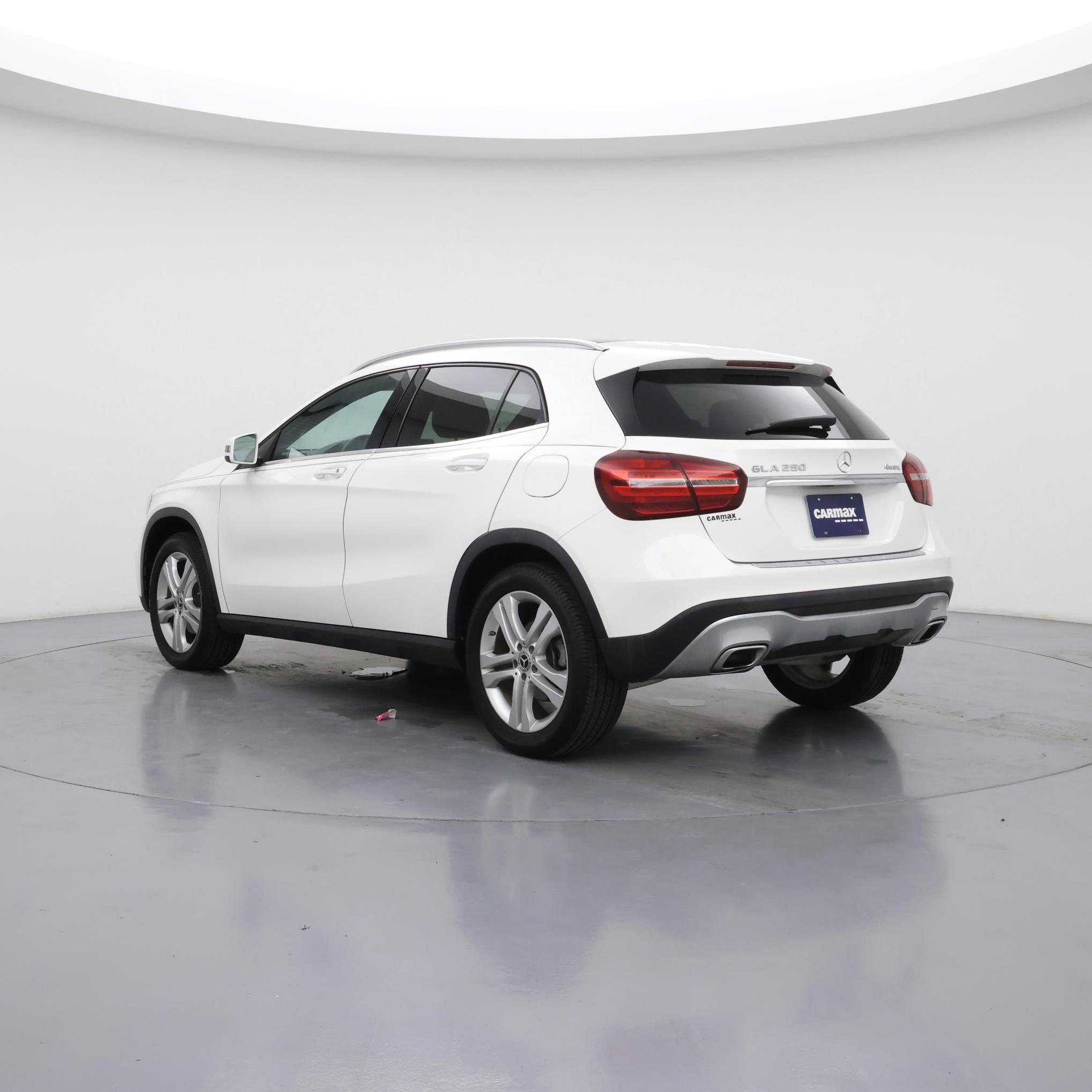 Thumbnail: 2020 Mercedes-Benz GLA - 2