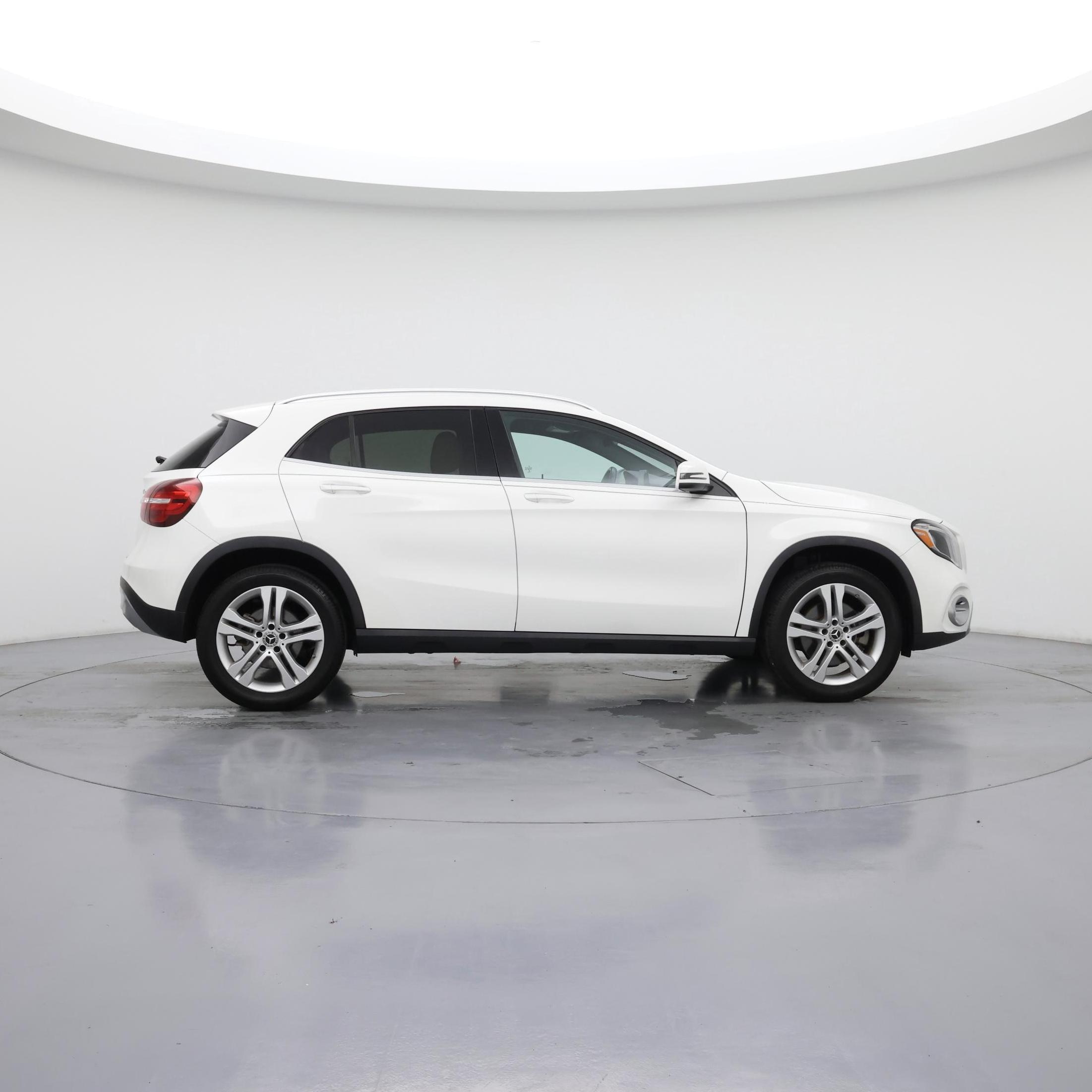 Thumbnail: 2020 Mercedes-Benz GLA - 7