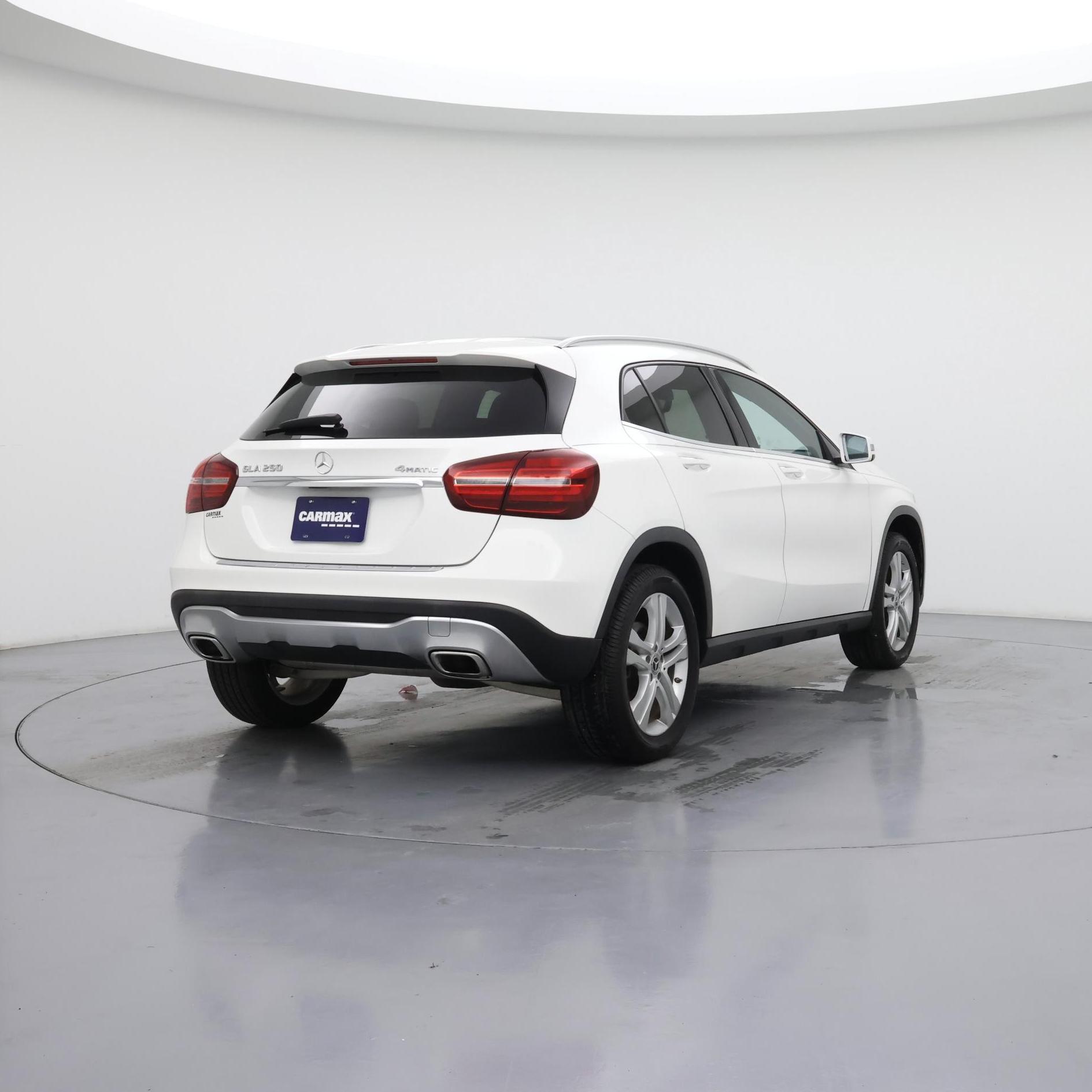 Thumbnail: 2020 Mercedes-Benz GLA - 8
