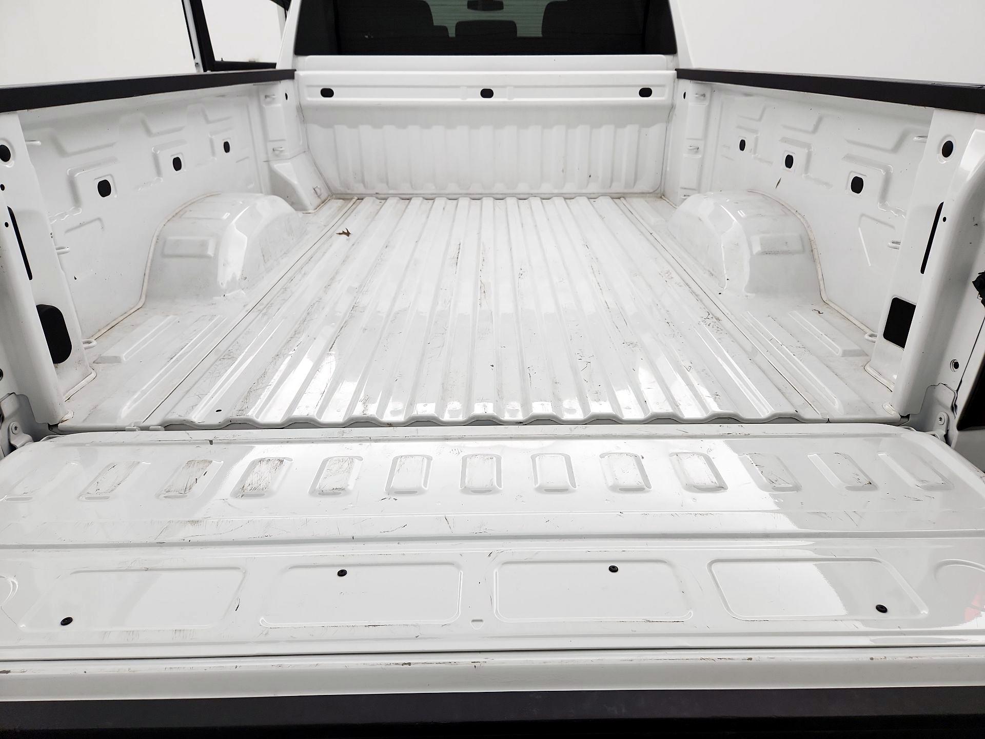 Thumbnail: 2023 GMC Sierra 2500 - 20