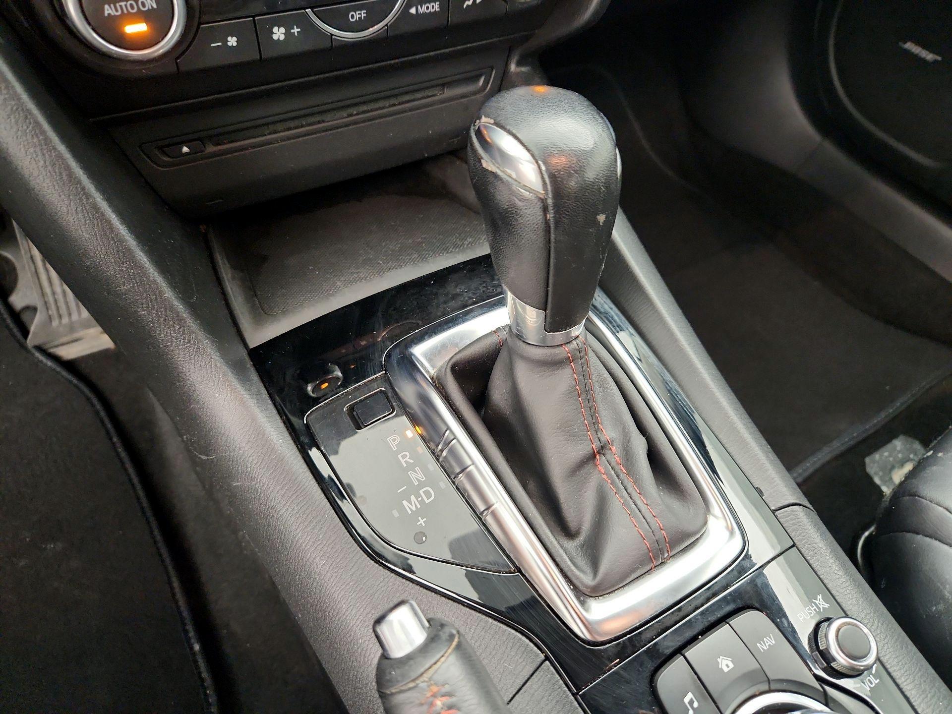 Thumbnail: 2014 Mazda Mazda3 - 18