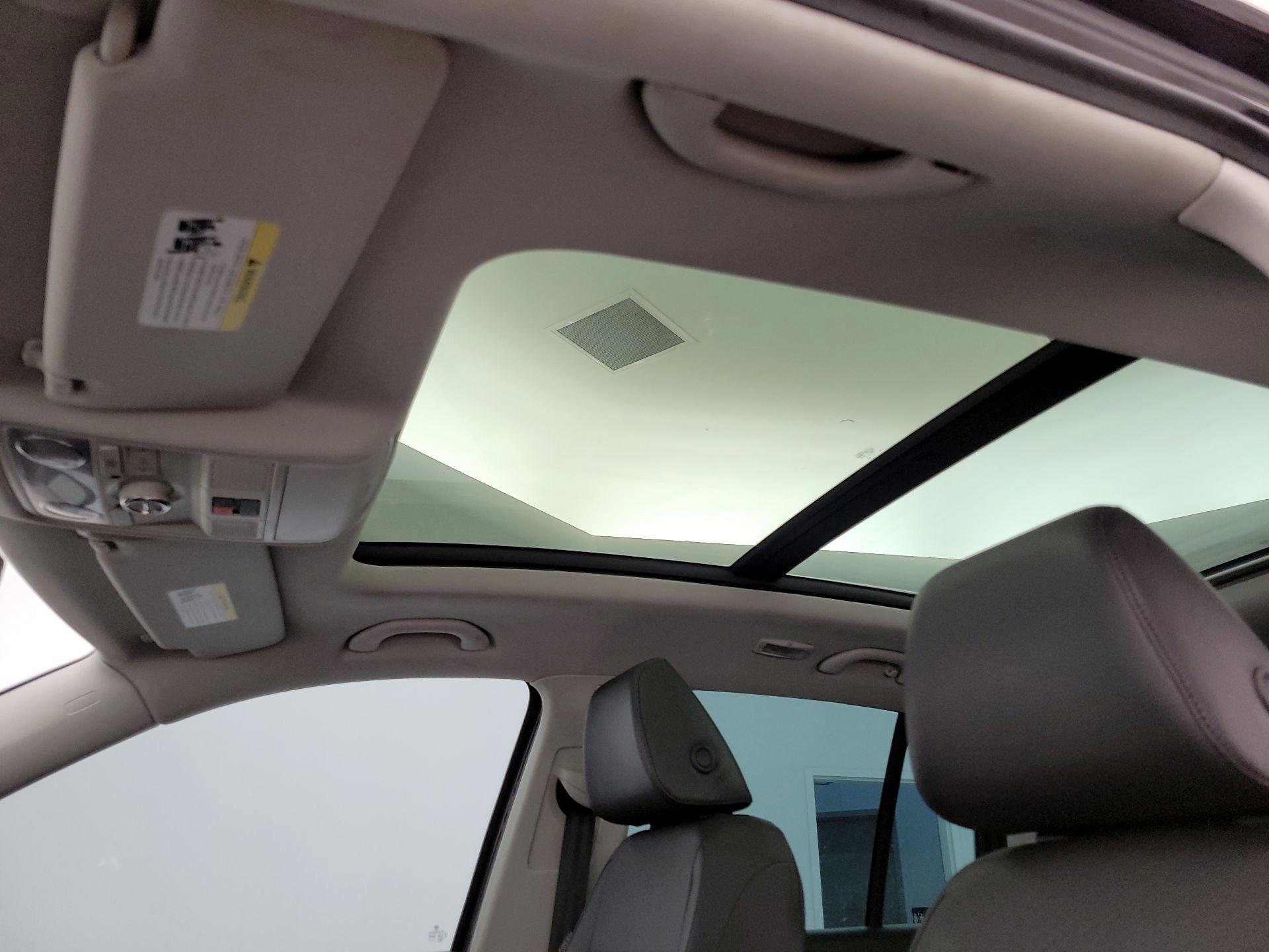 Thumbnail: 2016 Volkswagen Tiguan - 20