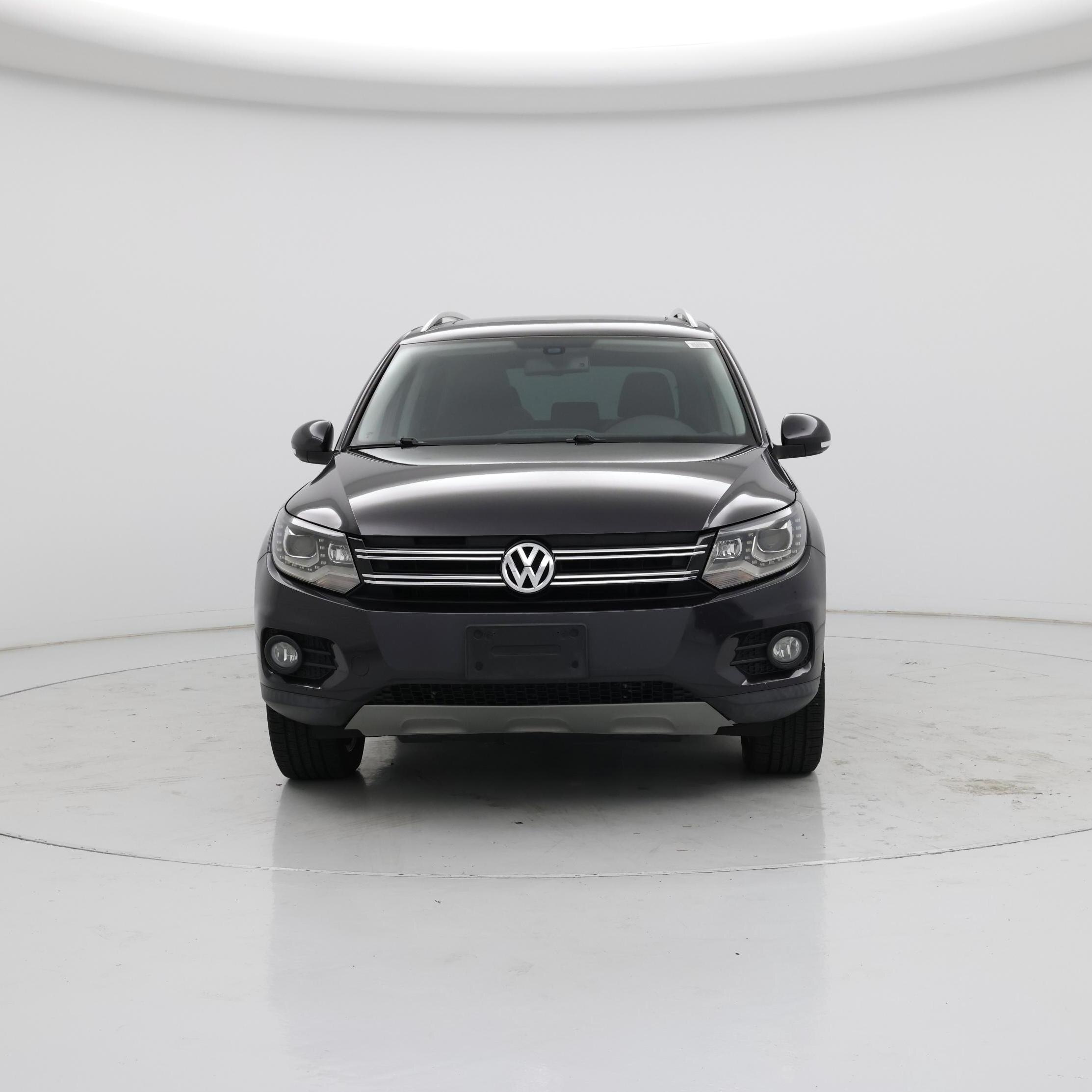 Thumbnail: 2016 Volkswagen Tiguan - 5