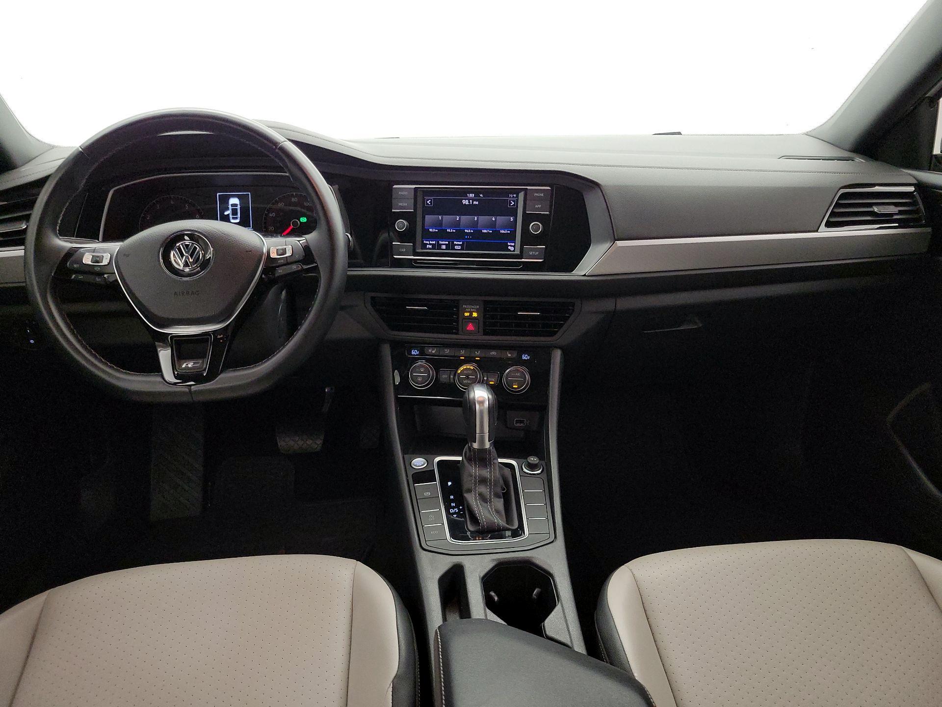 Thumbnail: 2019 Volkswagen Jetta - 9