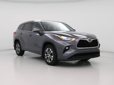 2020 Toyota Highlander XLE -
                Louisville, KY