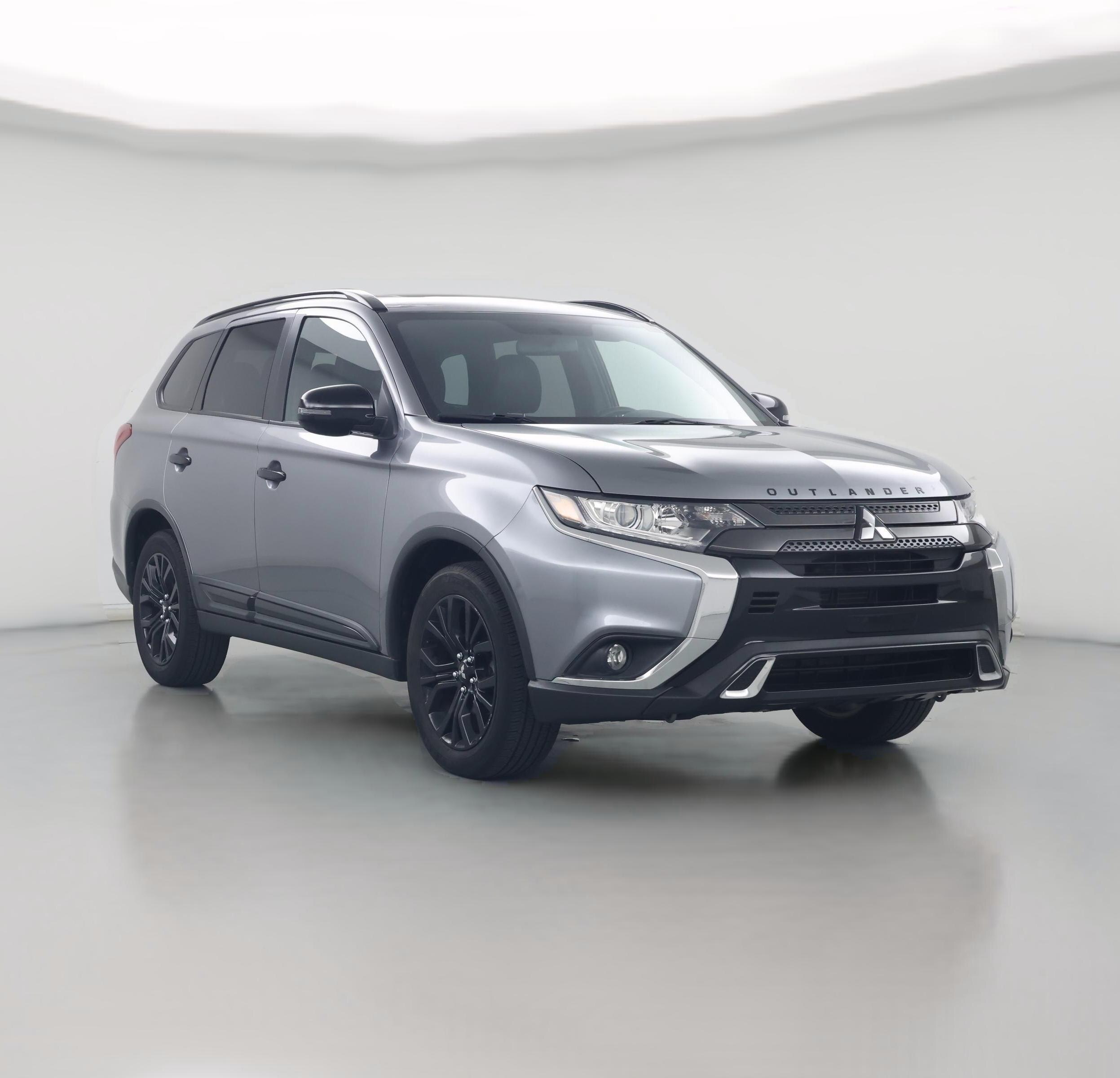 Thumbnail: 2019 Mitsubishi Outlander - 1