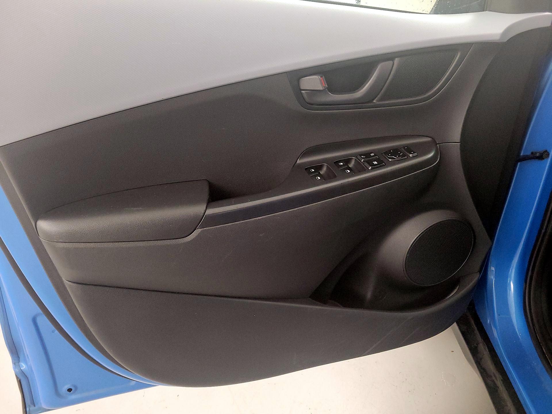 Thumbnail: 2019 Hyundai Kona - 12