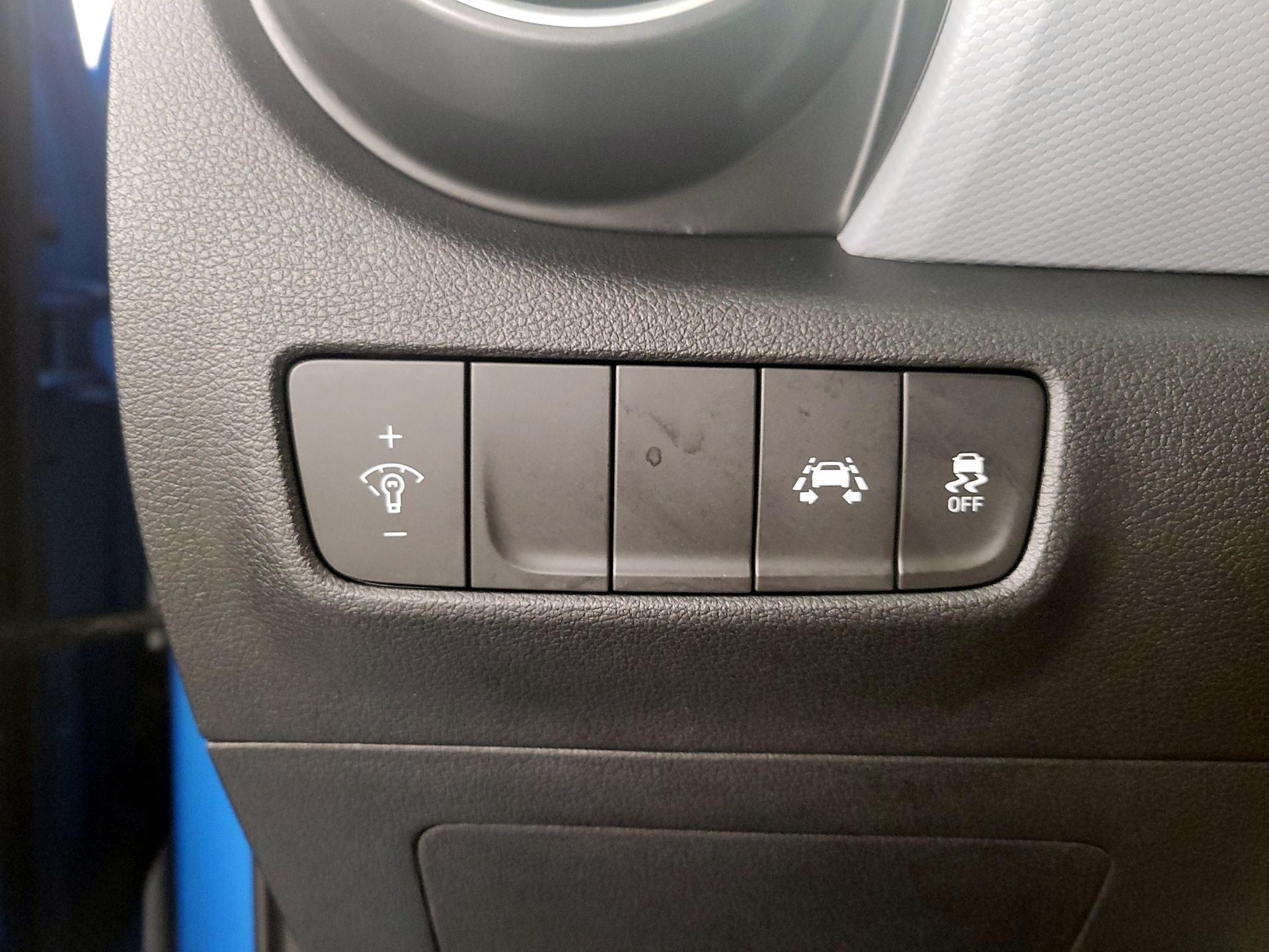 Thumbnail: 2019 Hyundai Kona - 13