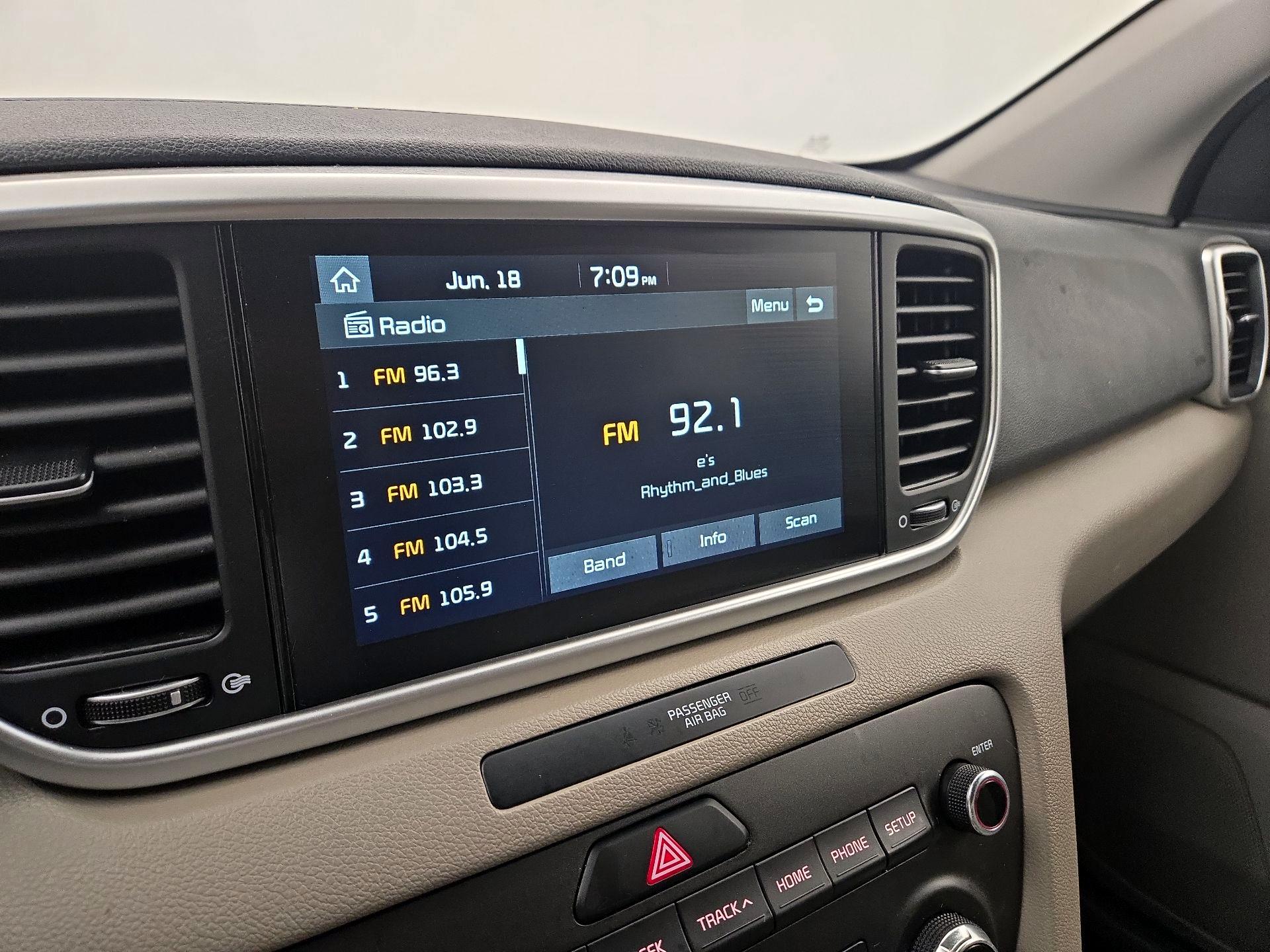 Thumbnail: 2021 Kia Sportage - 15