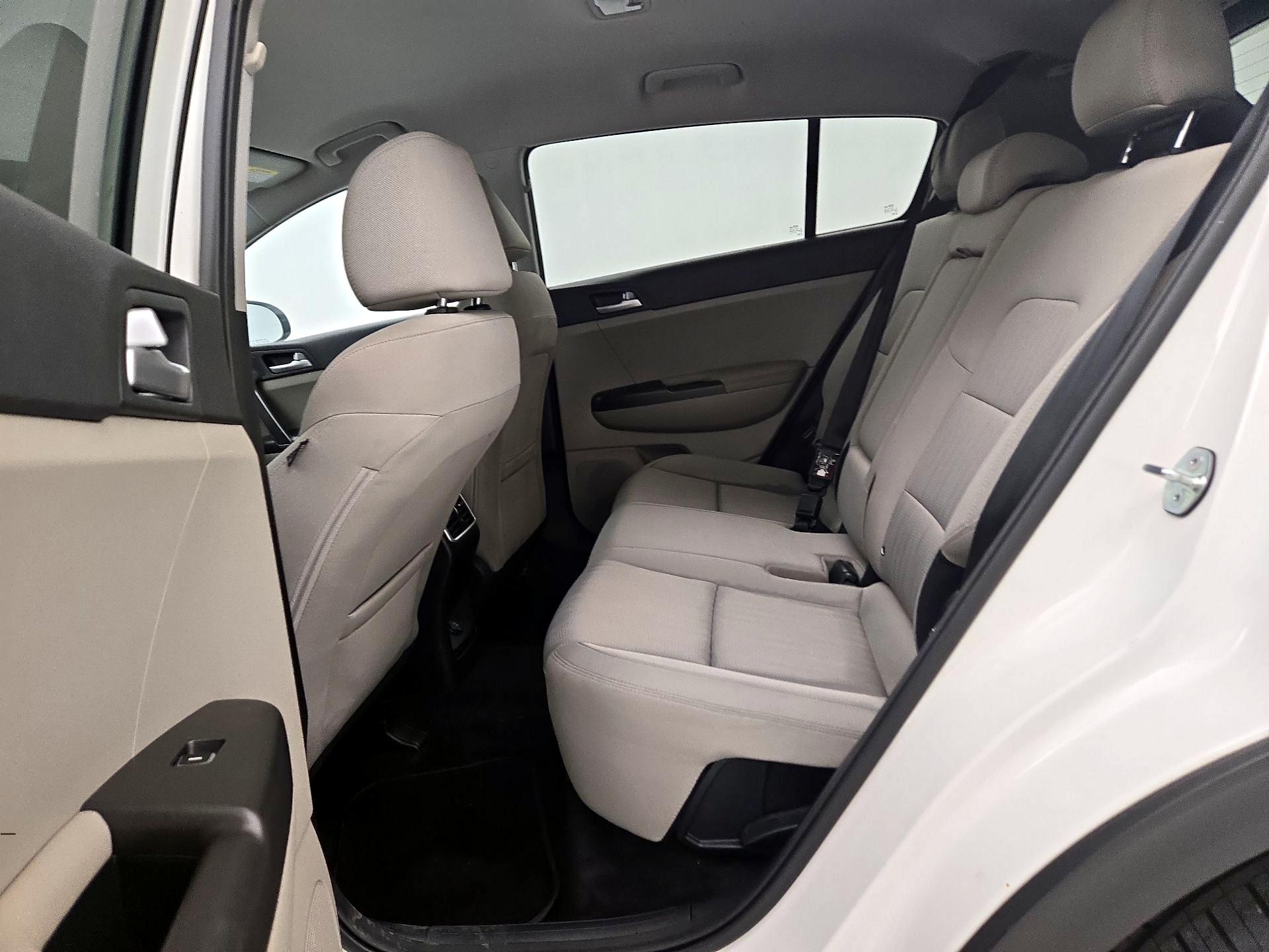 Thumbnail: 2021 Kia Sportage - 19