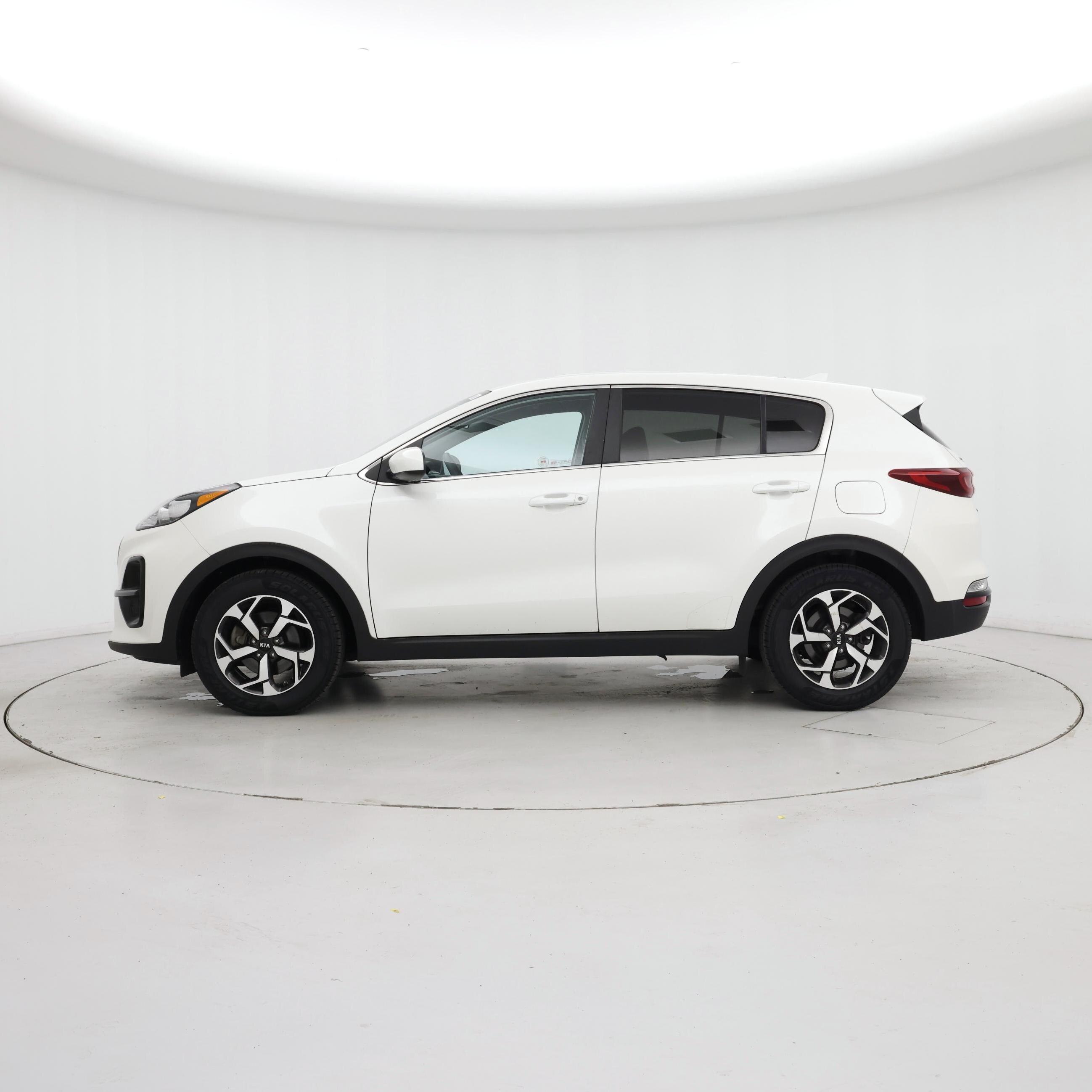 Thumbnail: 2021 Kia Sportage - 3