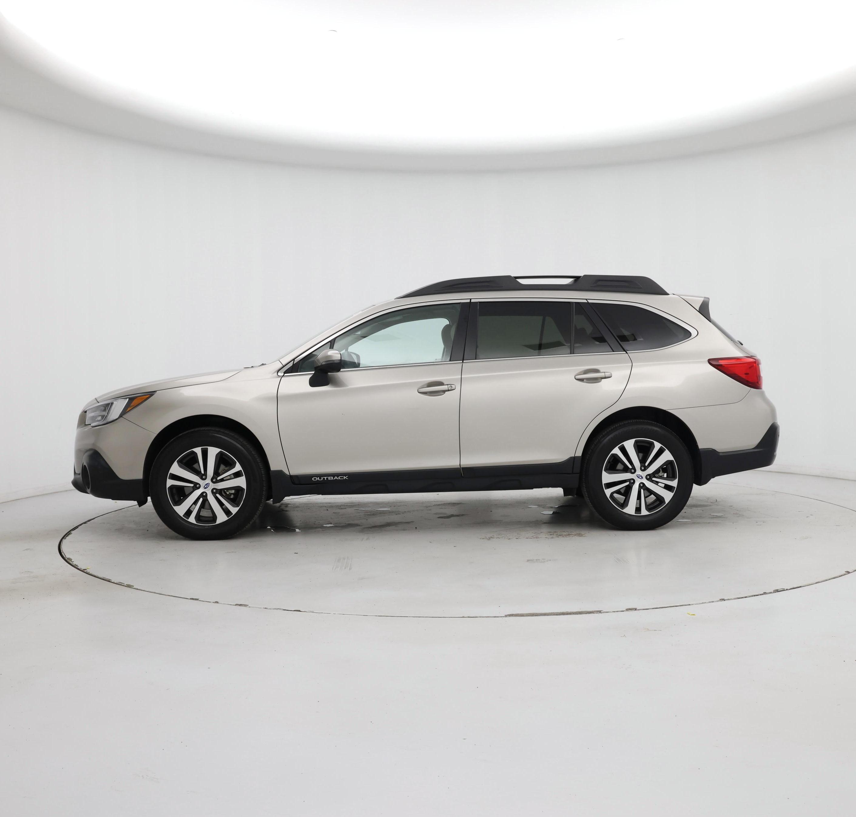 Thumbnail: 2019 Subaru Outback - 3