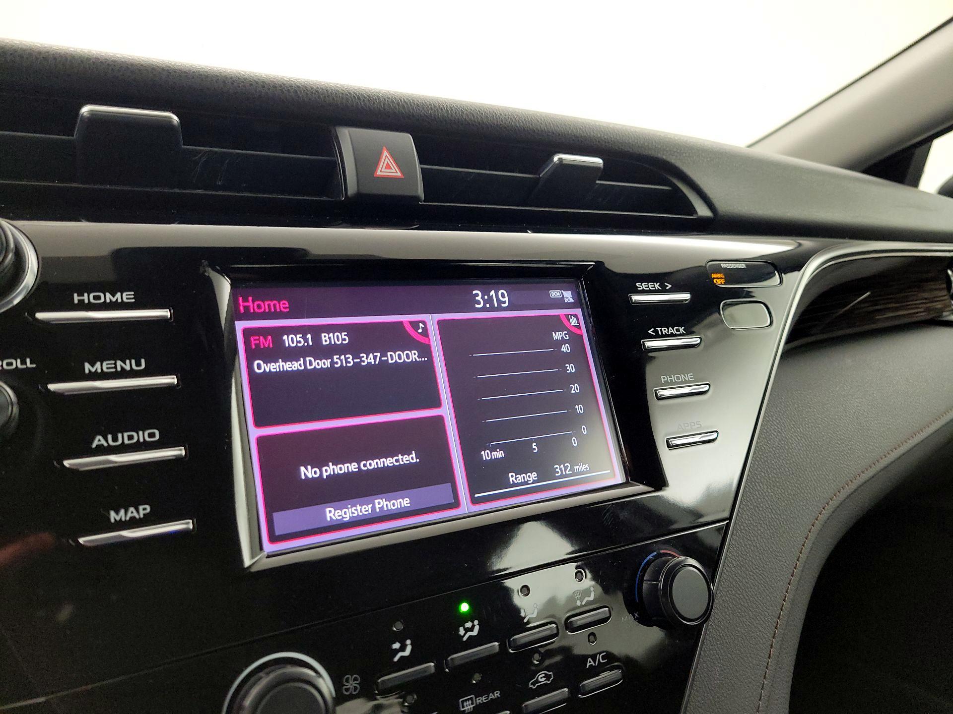 Thumbnail: 2019 Toyota Camry - 15