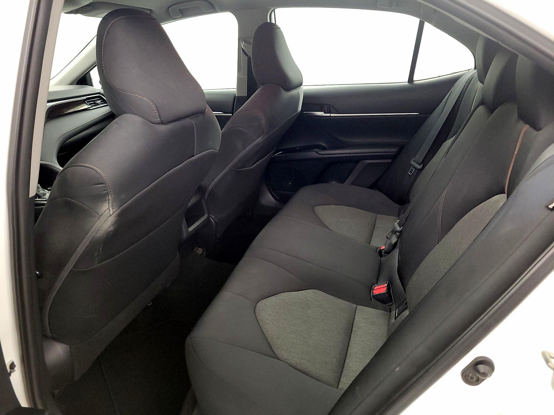 Thumbnail: 2019 Toyota Camry - 19