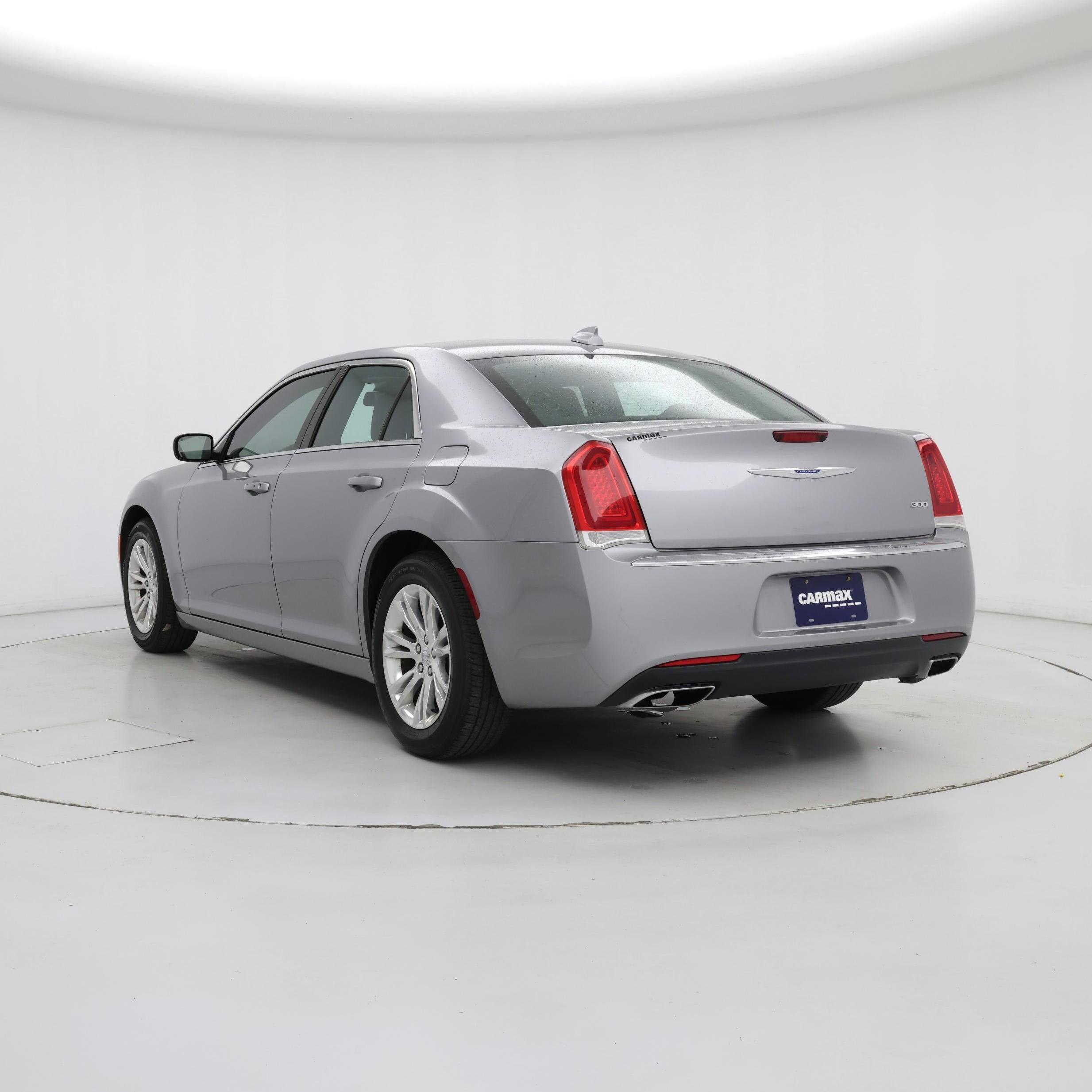 Thumbnail: 2018 Chrysler 300 - 2