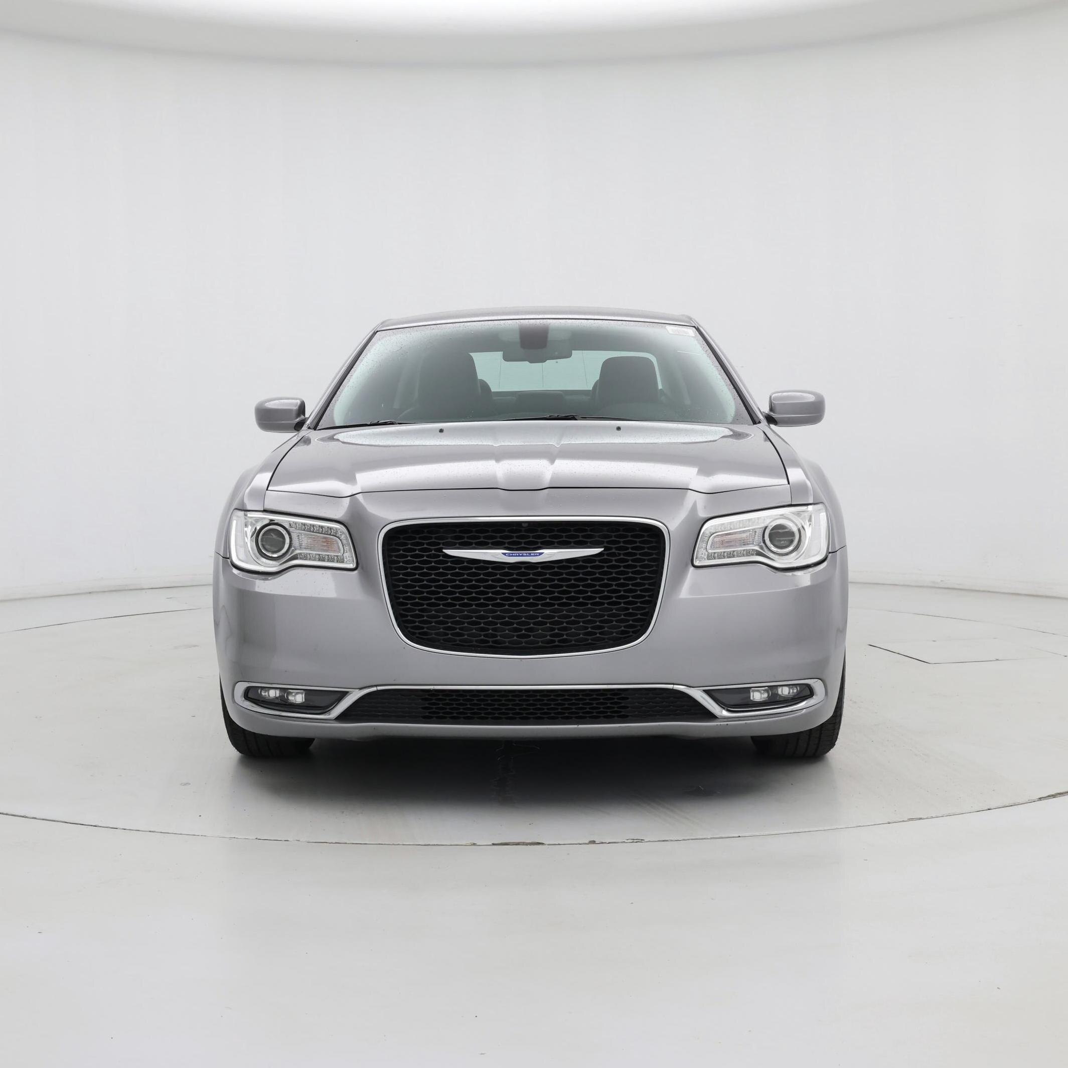 Thumbnail: 2018 Chrysler 300 - 5