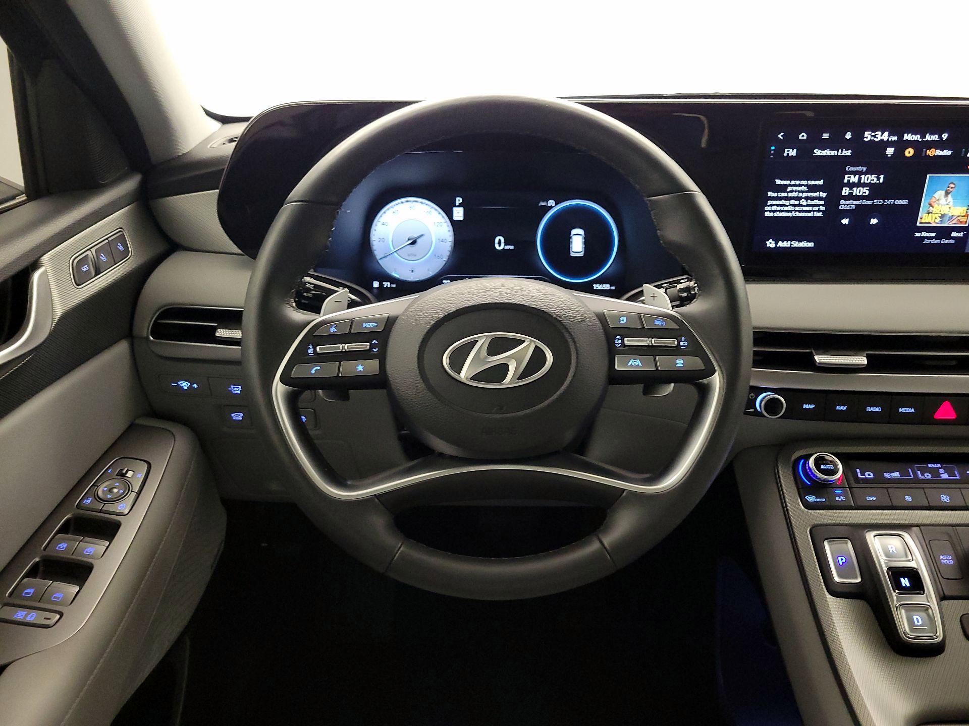 Thumbnail: 2023 Hyundai Palisade - 10
