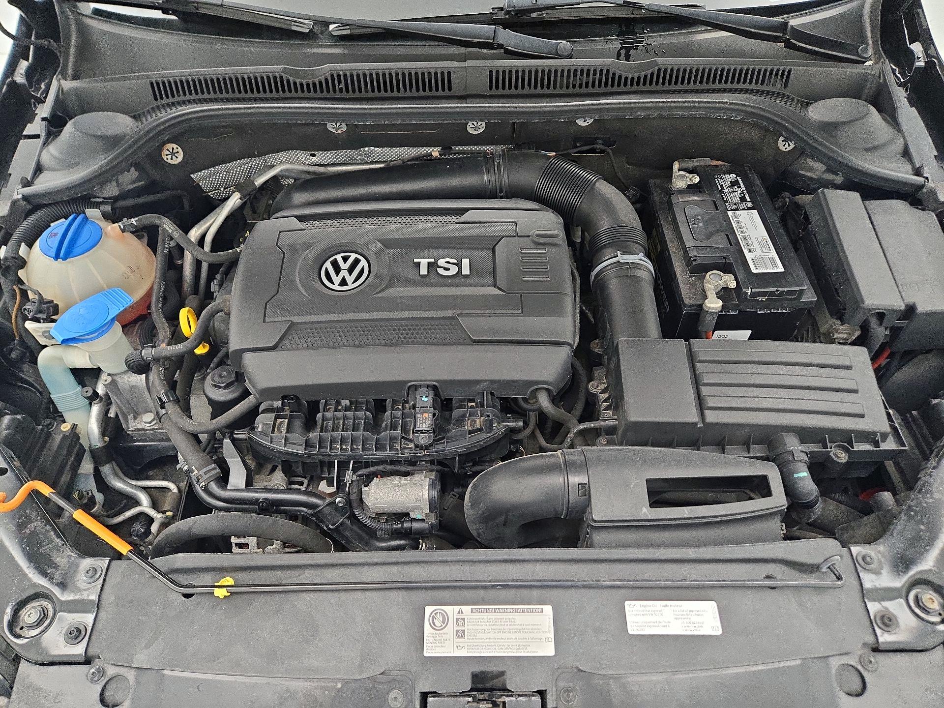 Thumbnail: 2014 Volkswagen Jetta - 20