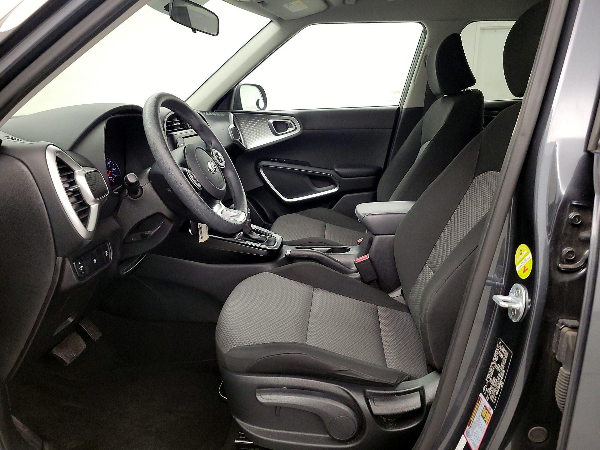 Thumbnail: 2020 Kia Soul - 11