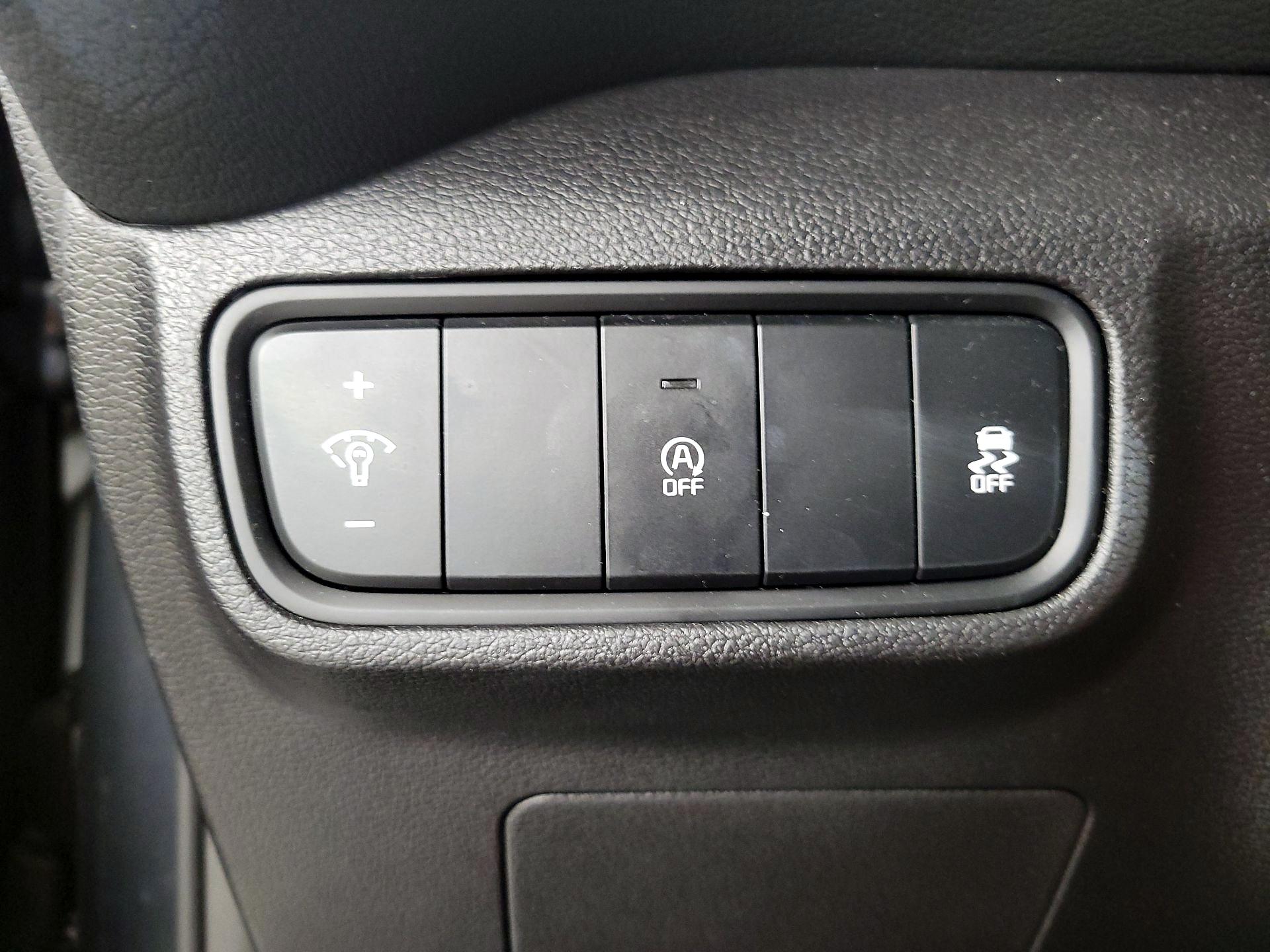 Thumbnail: 2020 Kia Soul - 13