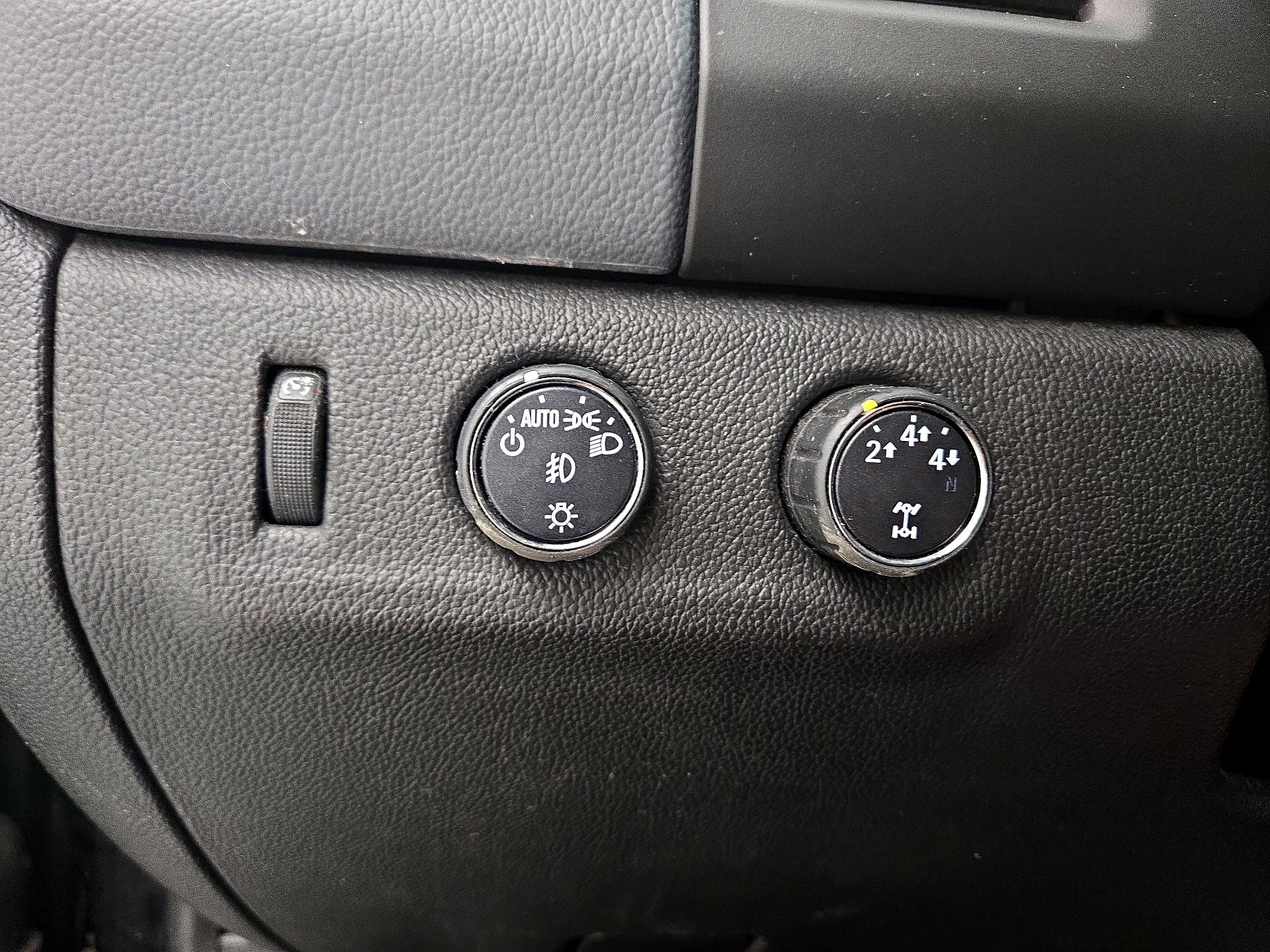 Thumbnail: 2015 Chevrolet Colorado - 13