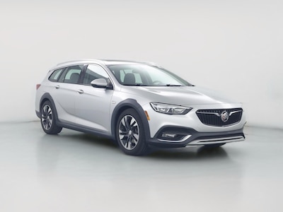 Silver 2019 Buick Regal Tourx Essence