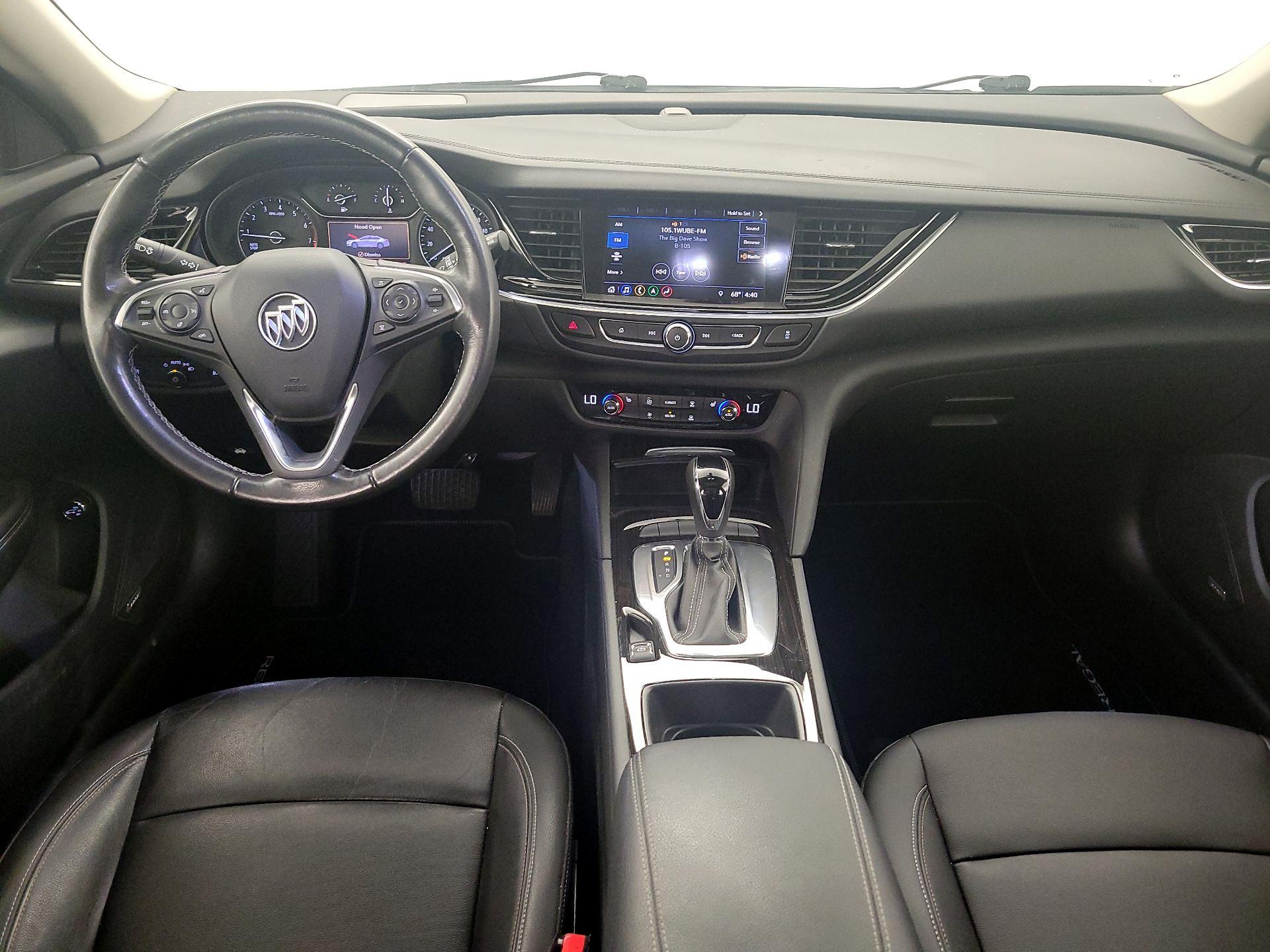 Thumbnail: 2019 Buick Regal - 9